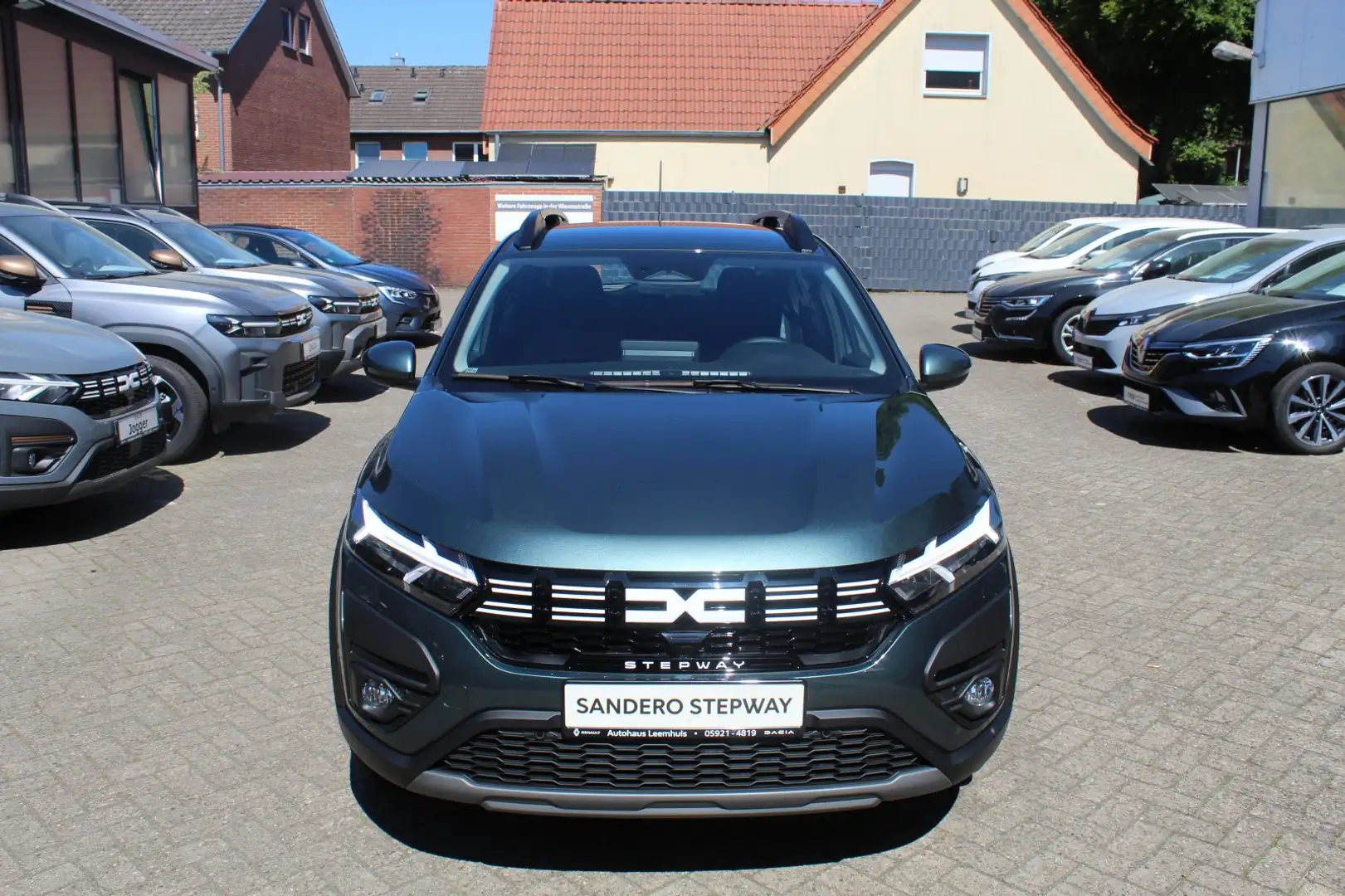 Dacia Sandero Stepway Expression TCe 100 ECO-G Groen - 2