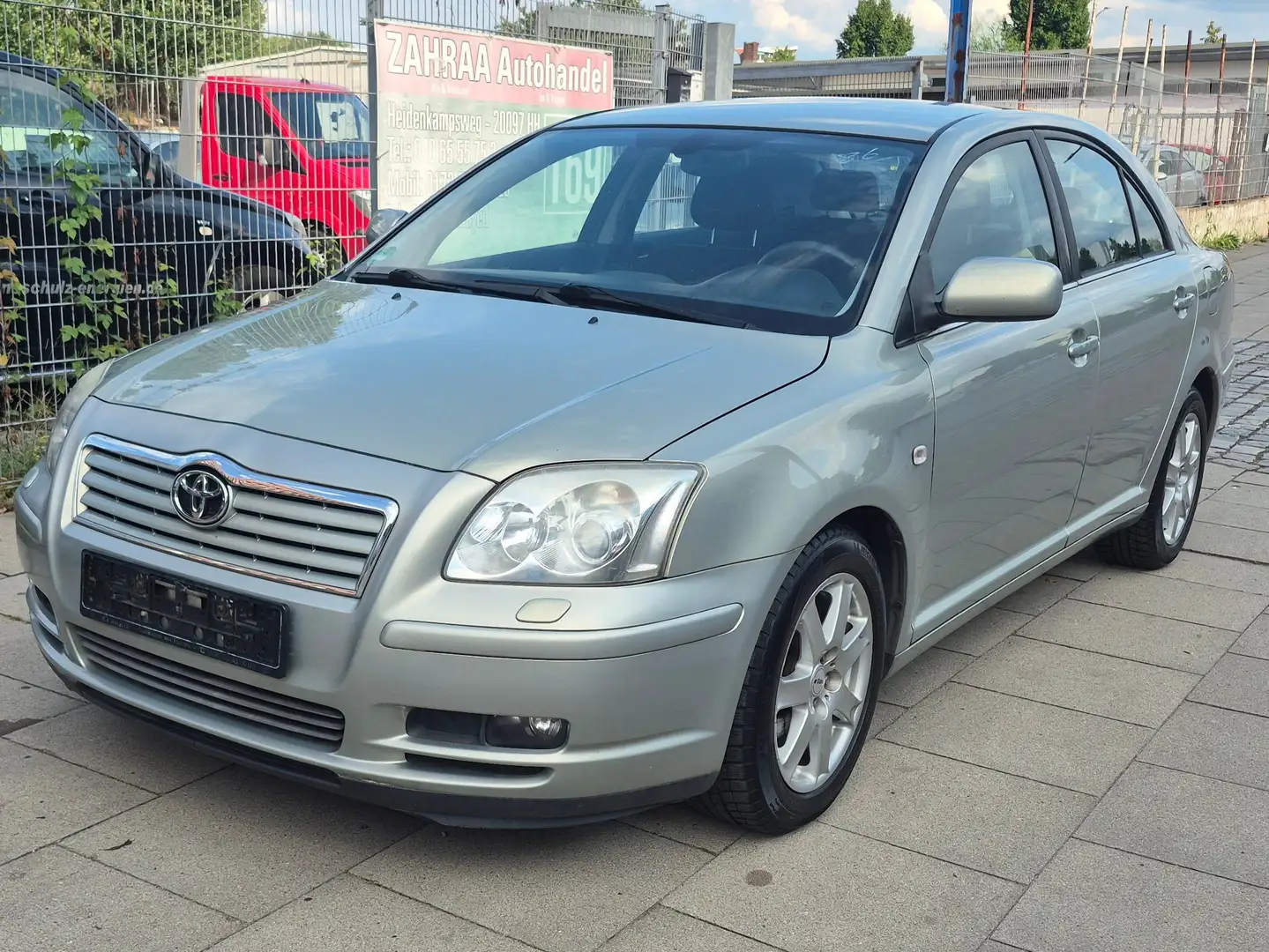 Toyota Avensis 1.8 VVT-i**Nur 52000Km**TÜV  bis 01-2027** Verde - 1