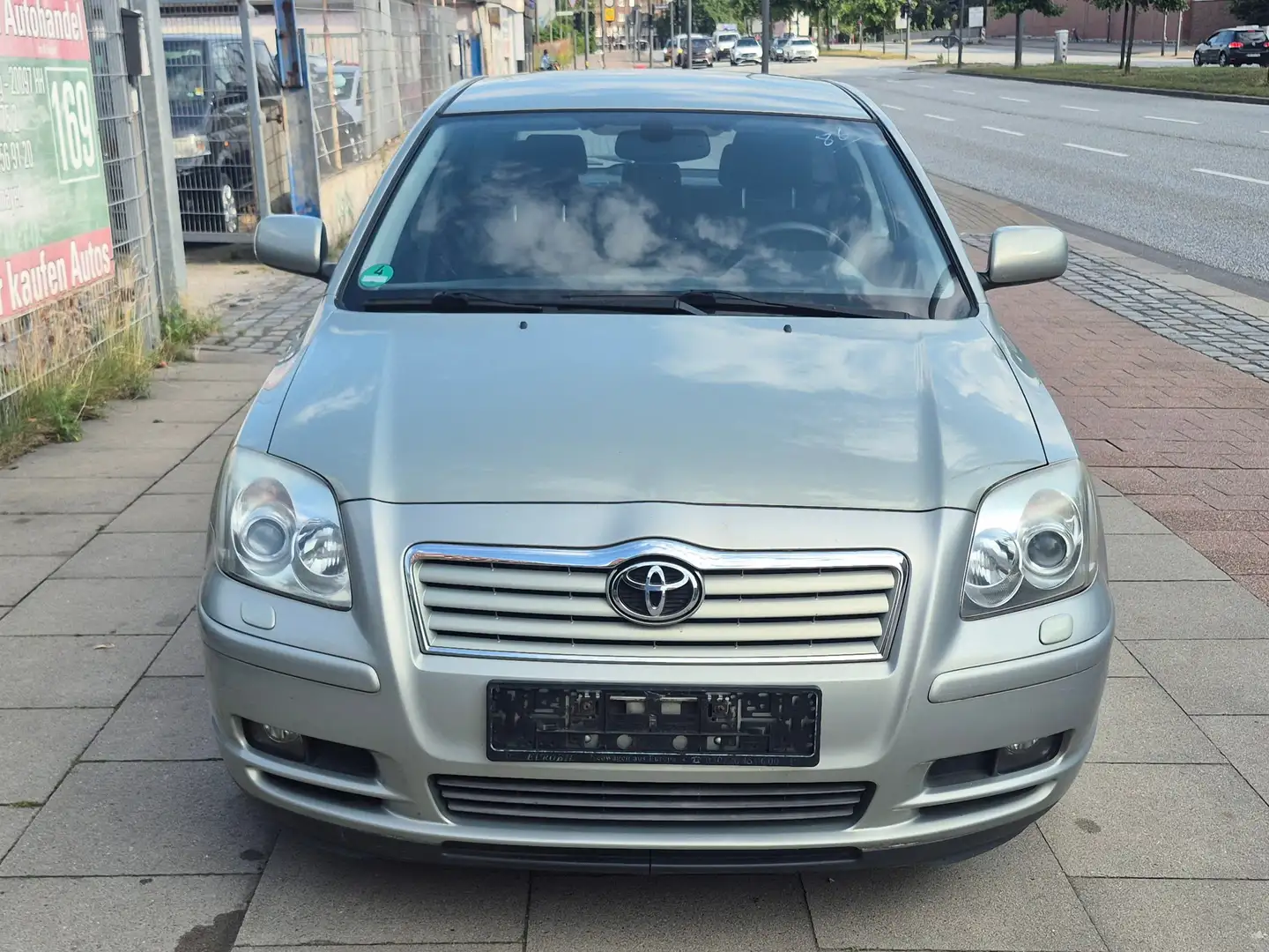 Toyota Avensis 1.8 VVT-i**Nur 52000Km**TÜV  bis 01-2027** Verde - 2