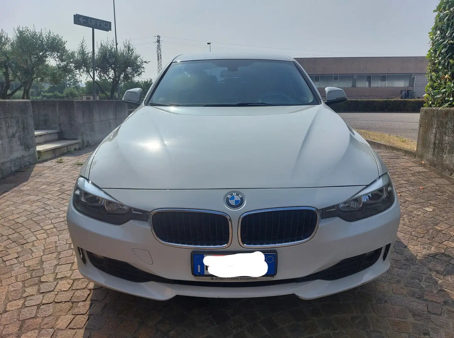 BMW 316 316d Touring Business auto Bianco - 1