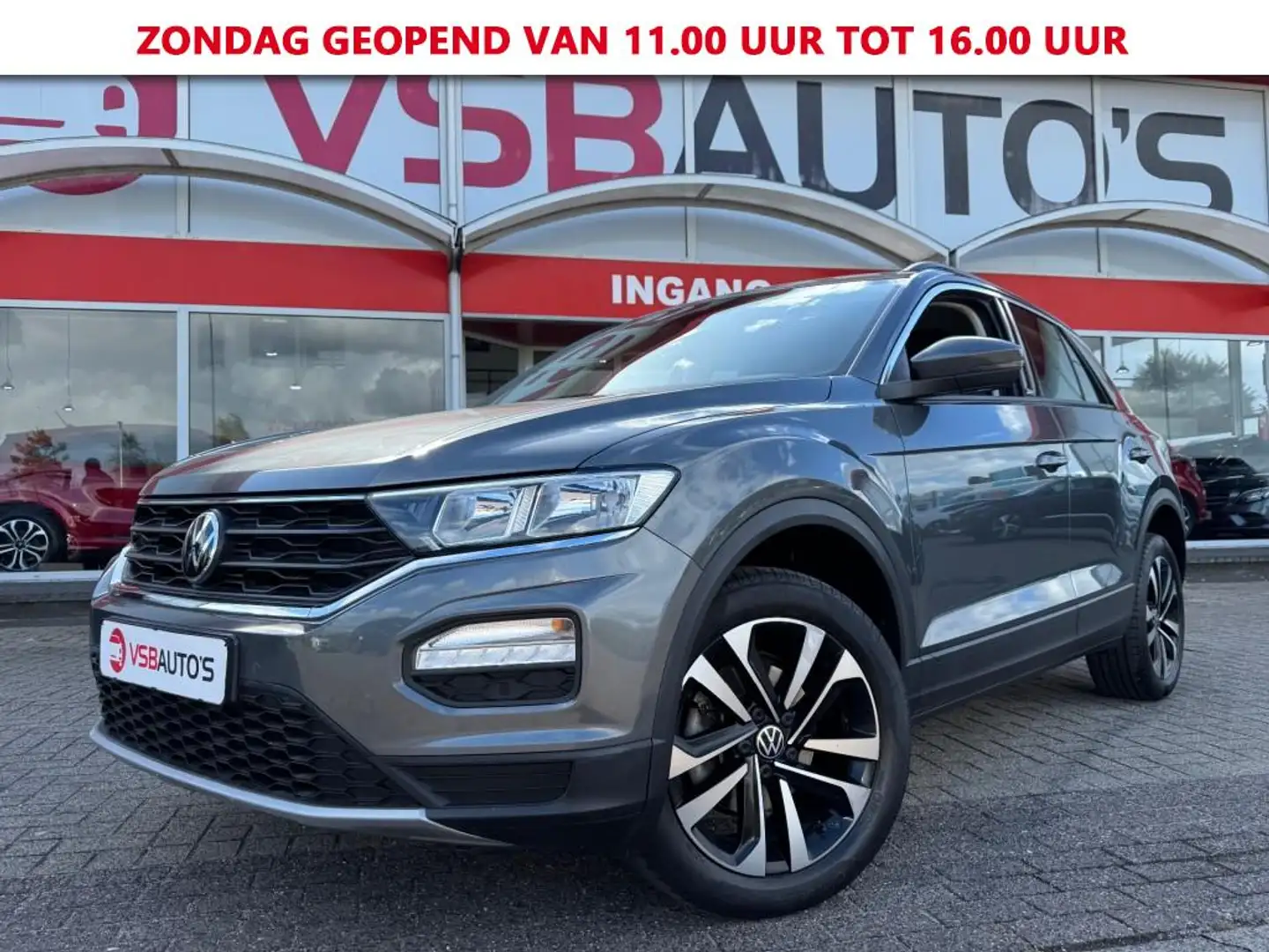 Volkswagen T-Roc 1.0 TSI UNITED 110PK LED NAVI CARPLAY AIRCO LMV PD Gris - 1