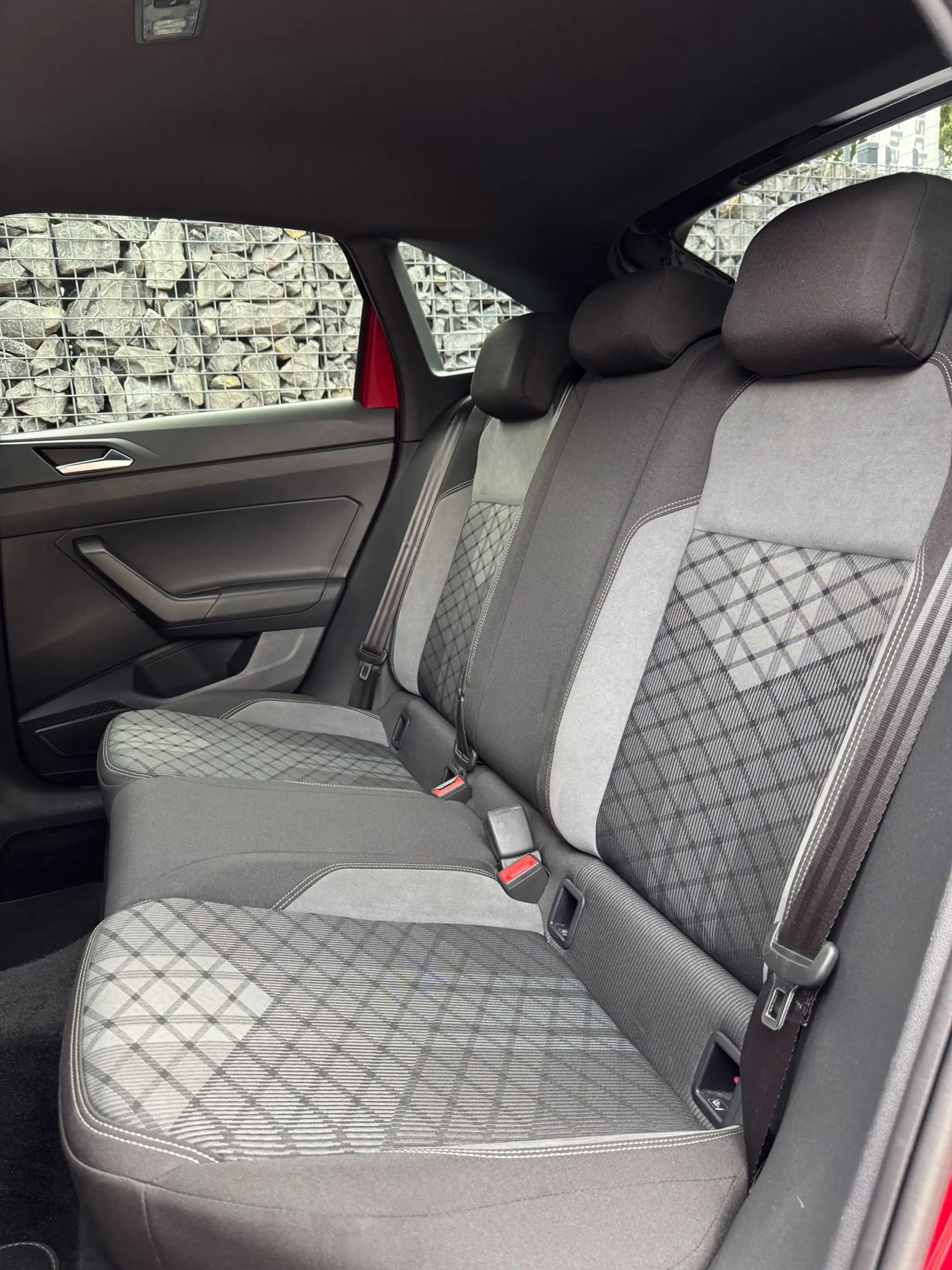 Volkswagen Taigo 1.5 TSI R-Line 3x R-Line Pano Keyless Camera — photo 13
