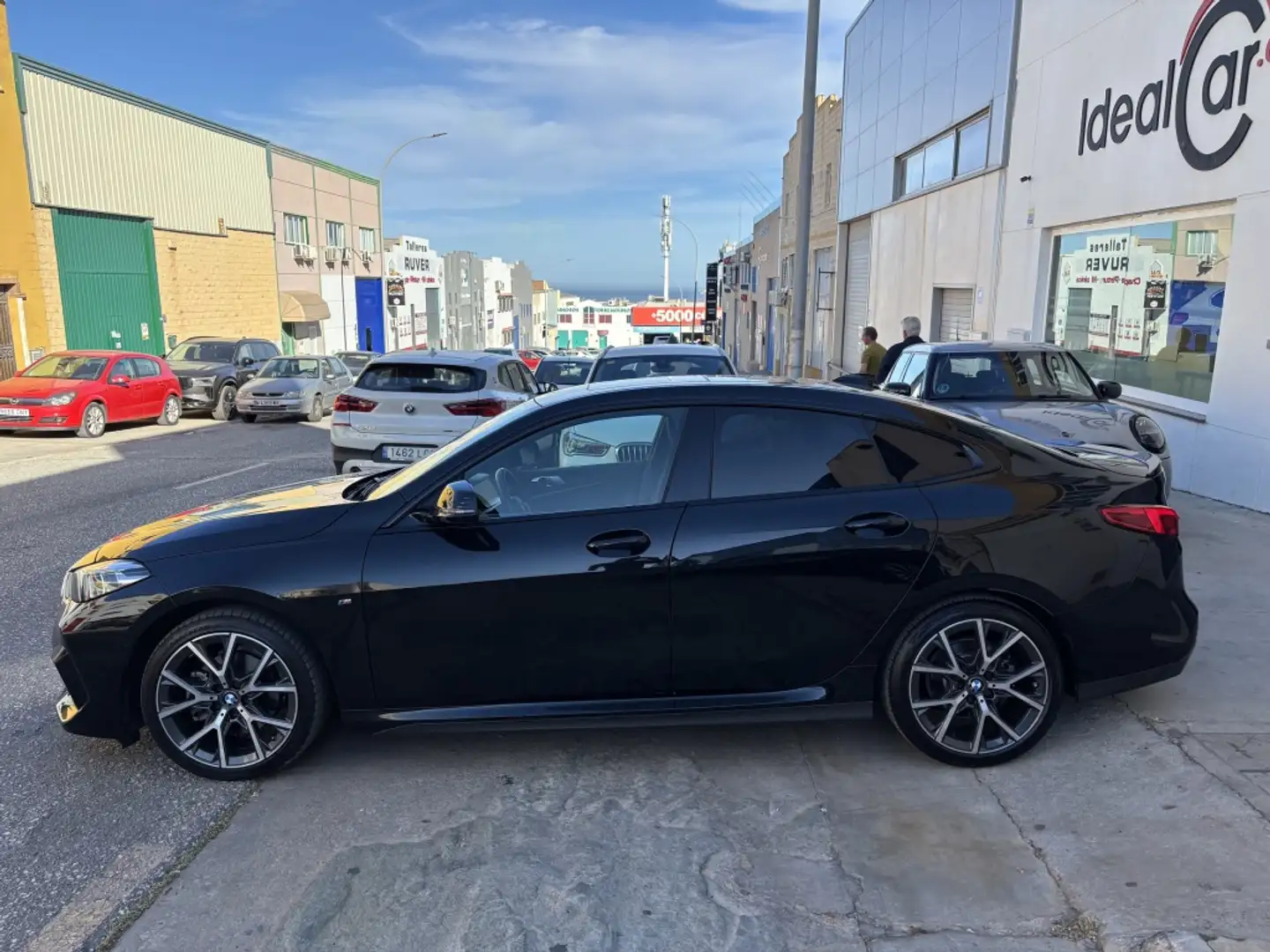BMW X2 M 218iA Active Tourer Sport 100kW Negro - 2