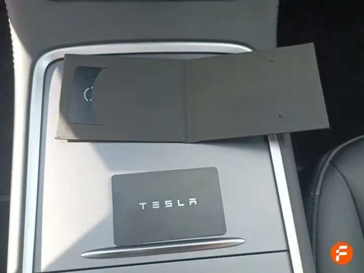Tesla Model 3 2023, foto 13