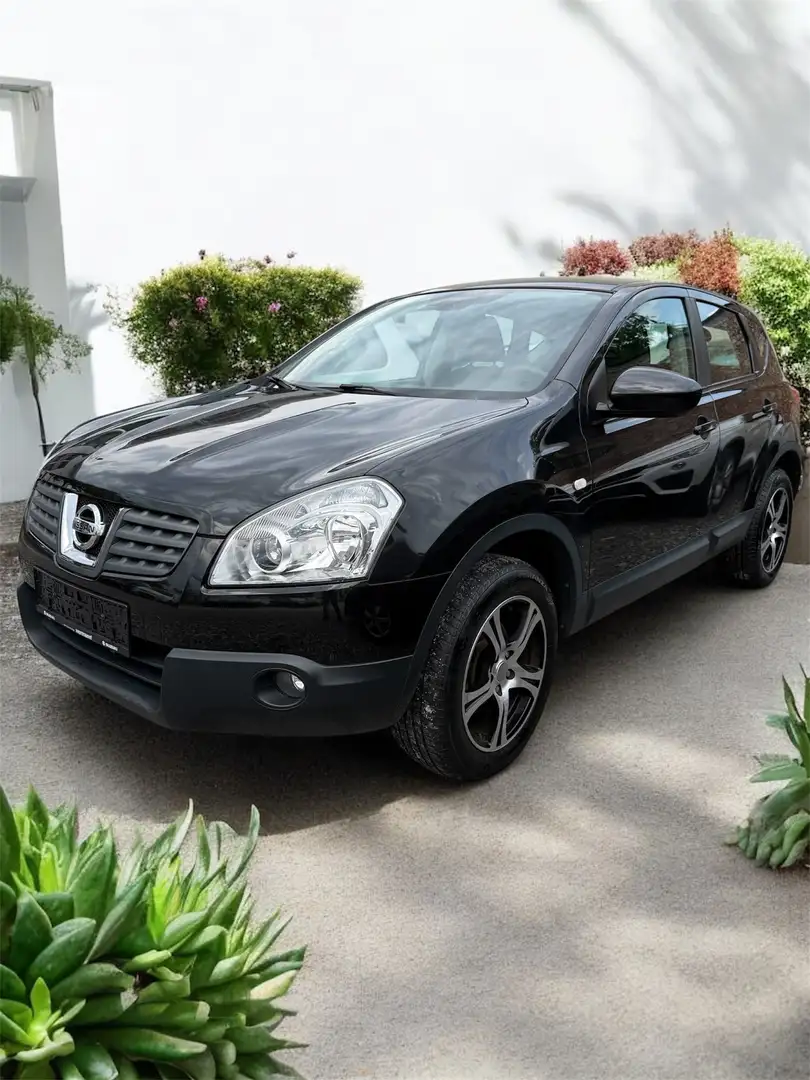 Nissan Qashqai 1,5 dCi Schwarz - 1