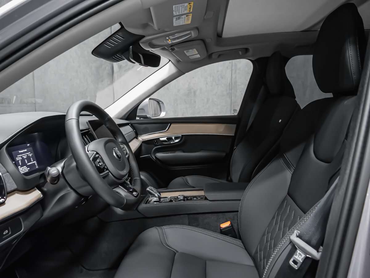 2026 Volvo XC90 Plus 7-Seater (Bright Theme) thumb 12