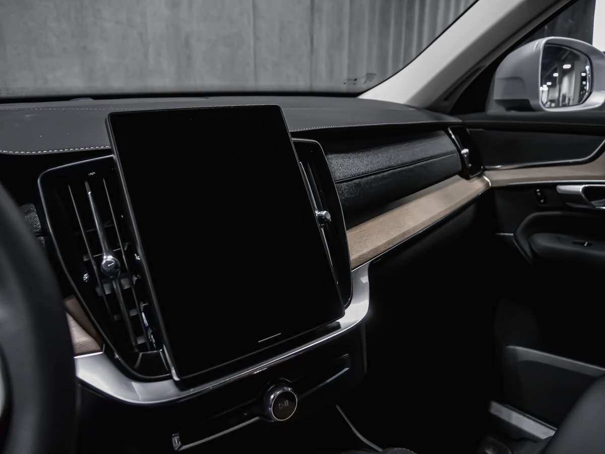 2026 Volvo XC90 Plus 7-Seater (Bright Theme) thumb 11