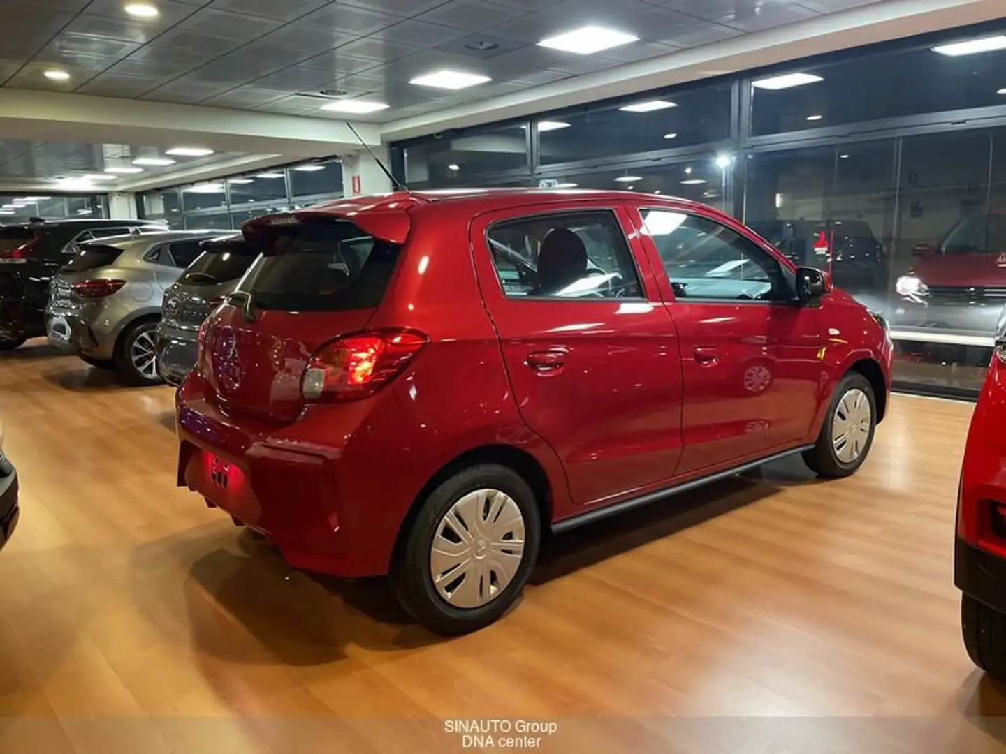 Mitsubishi Space Star 1.2 Invite SDA - 2