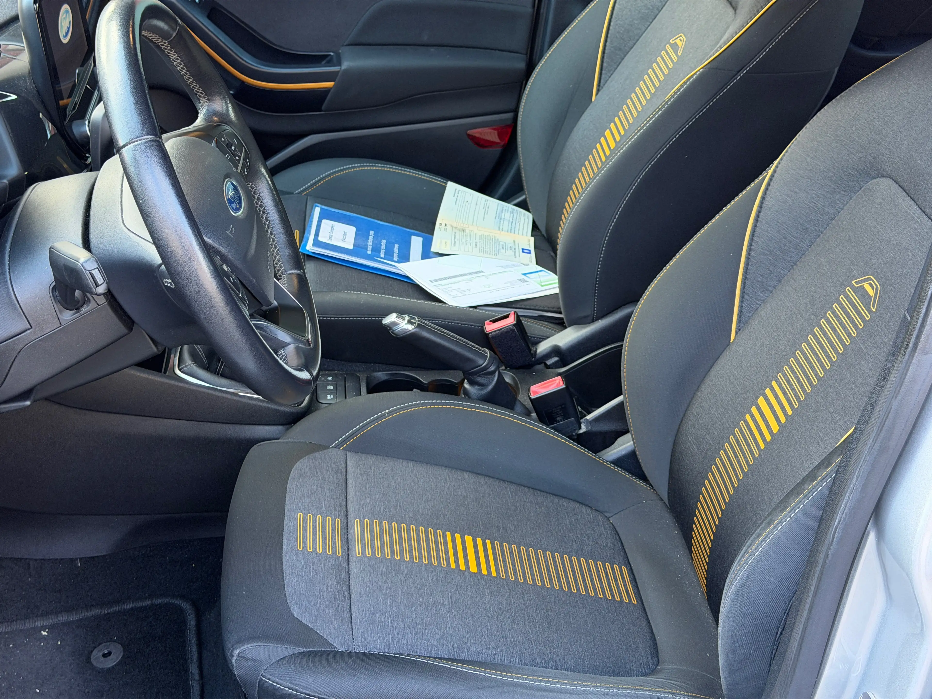Ford Fiesta Active ( 1.0 Ecoboost ) 85Ch ( 102.920Km ) Légèrement grêler !!! — photo 9