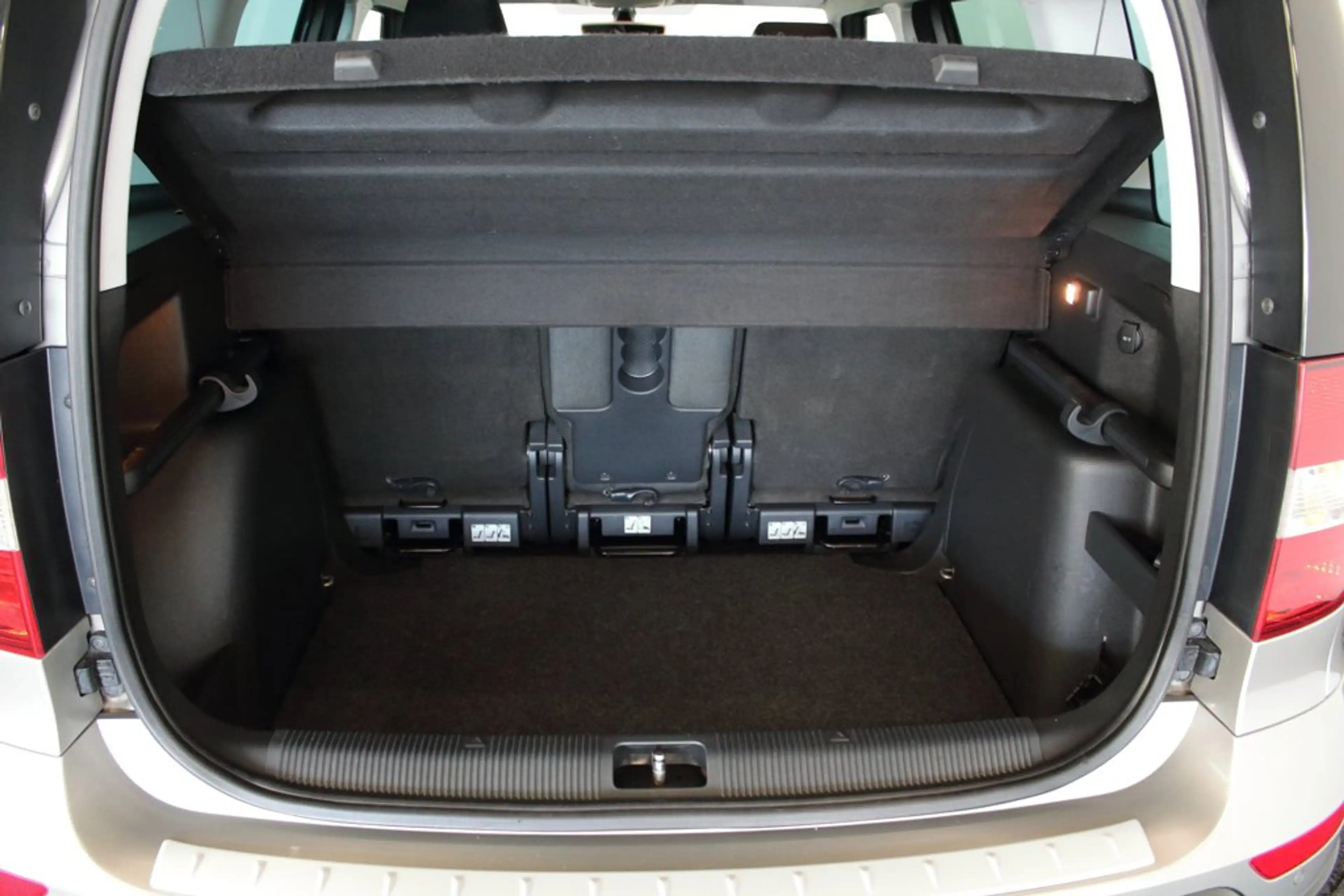 Skoda Yeti Outdoor 1.2 TSI DSG-7 Greentech Edition *Navi/Crui — photo 10