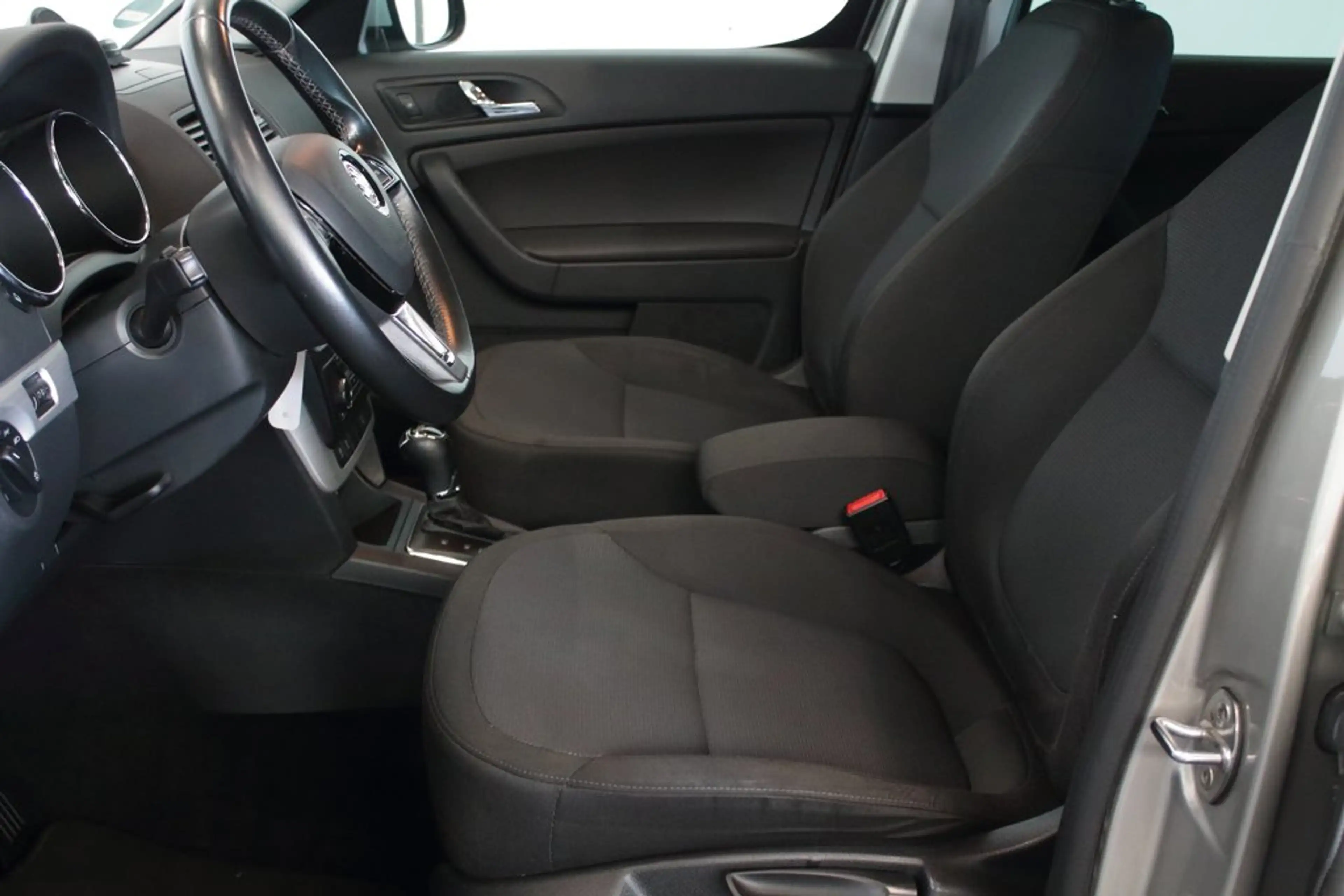 Skoda Yeti Outdoor 1.2 TSI DSG-7 Greentech Edition *Navi/Crui — photo 6