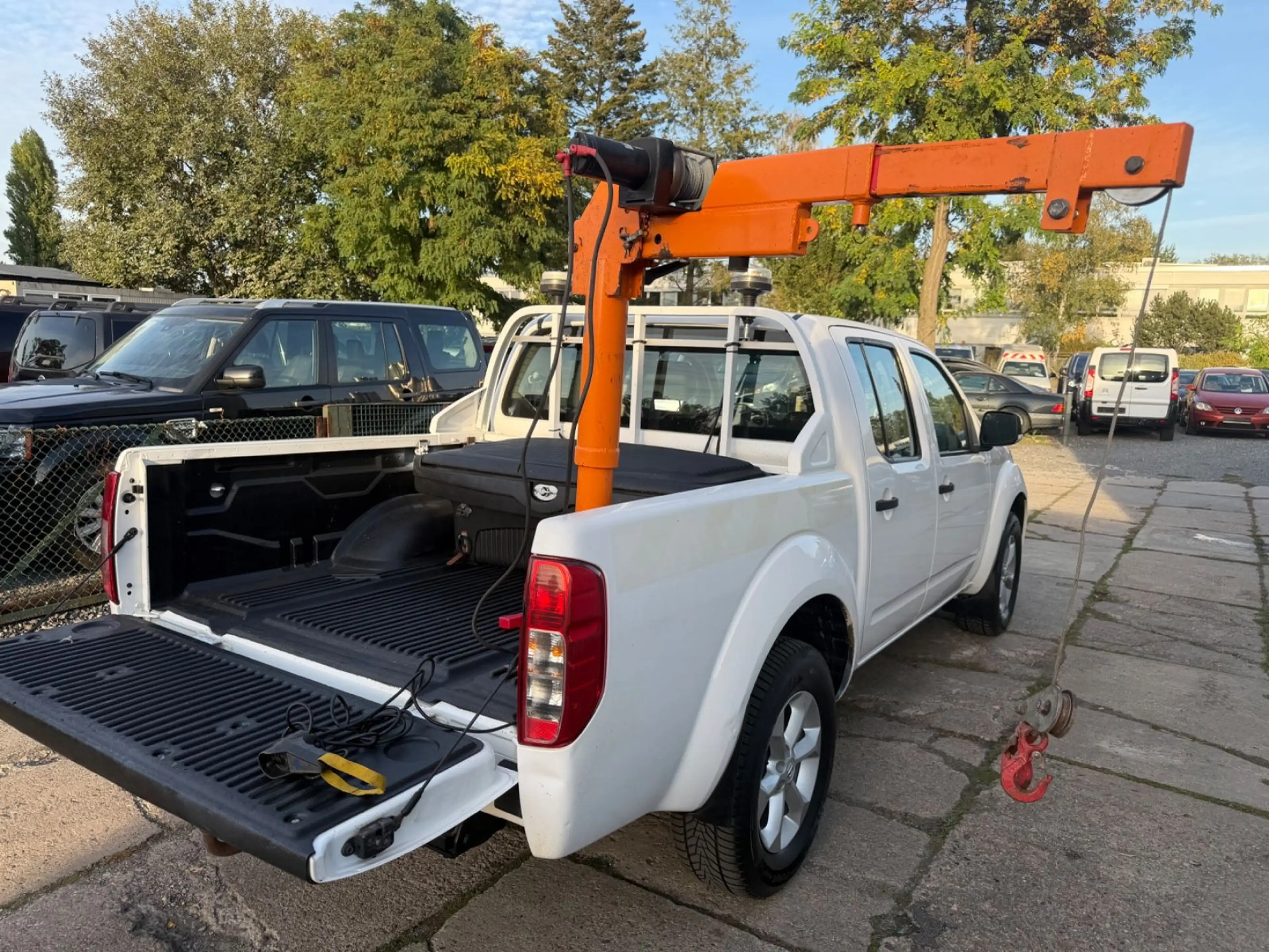 Nissan Navara Pickup Double Cab*4X4*1.BESITZ*KRAN — photo 11