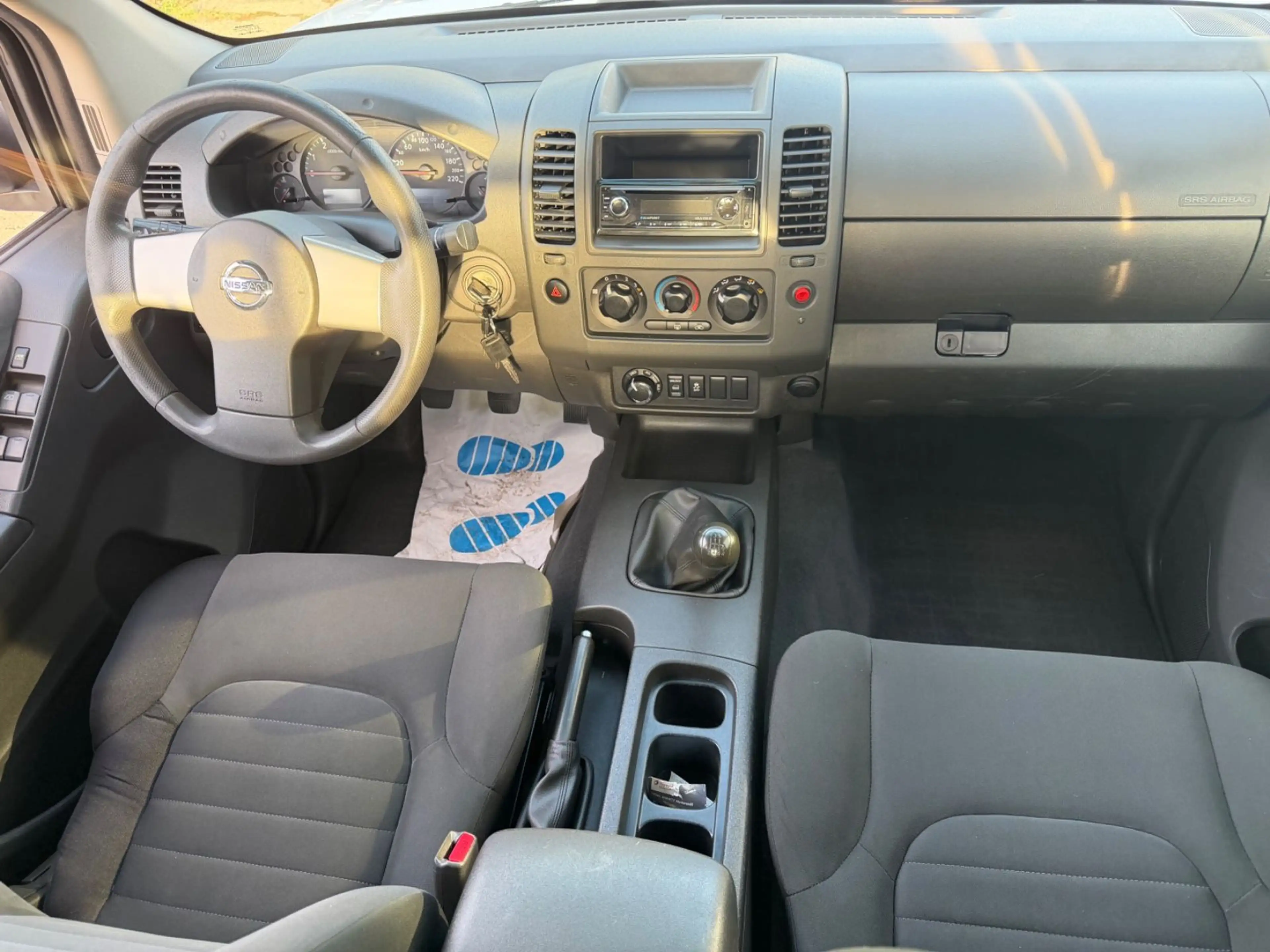 Nissan Navara Pickup Double Cab*4X4*1.BESITZ*KRAN — photo 14