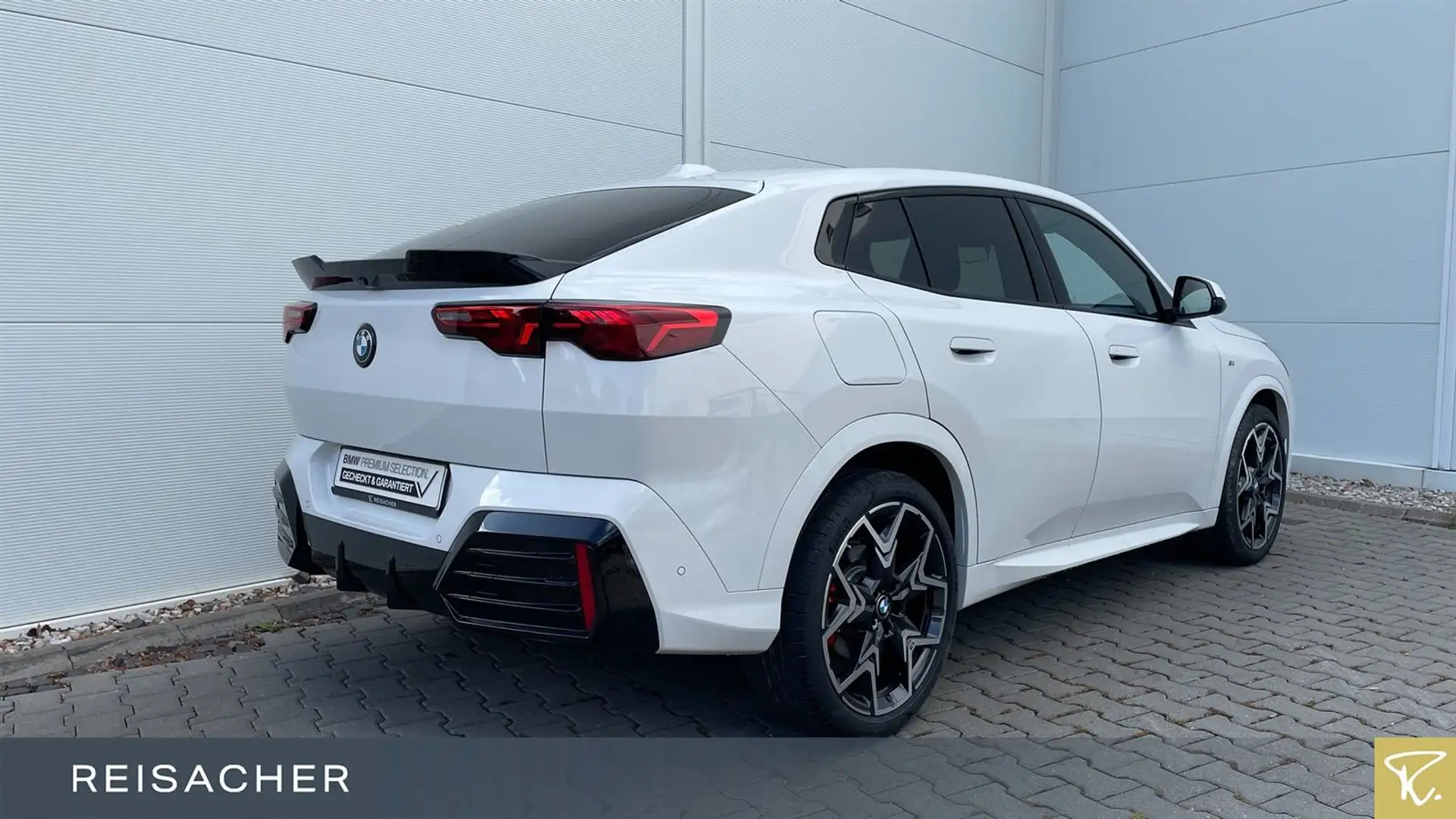 BMW X2 sDrive 20d A M-Sport PRO,M-Sport,AHK,Autom Weiß - 2