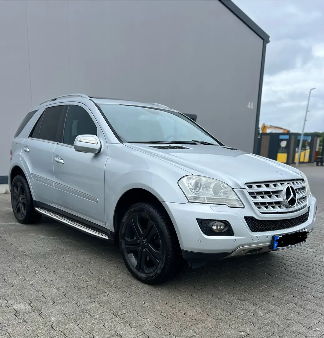Mercedes-Benz ML 320 ML 320 CDI (164.122) Gris - 2