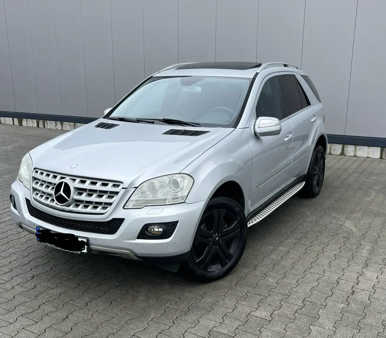 Mercedes-Benz ML 320 ML 320 CDI (164.122) Gris - 1