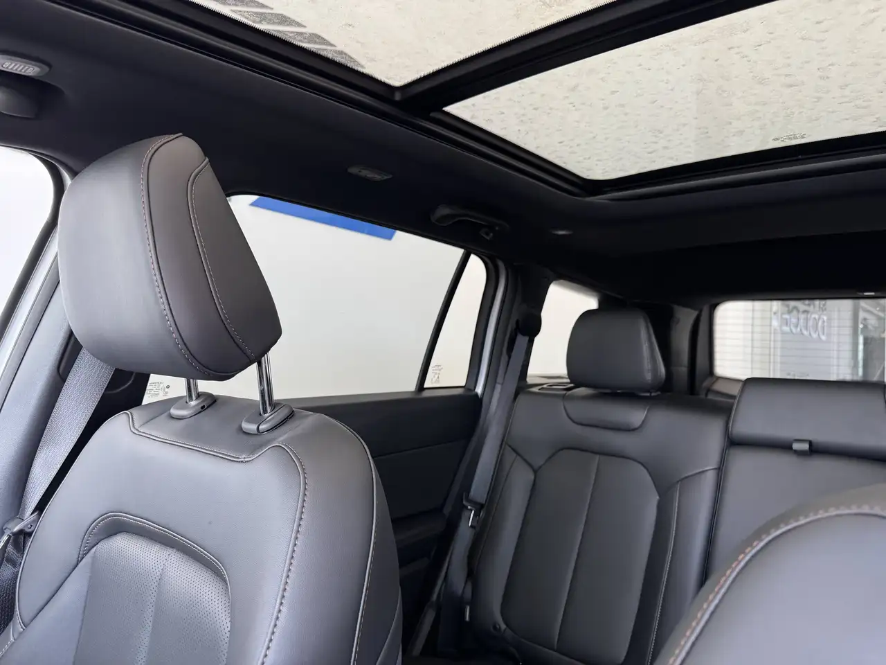 Jeep Cherokee photo Jeep Cherokee