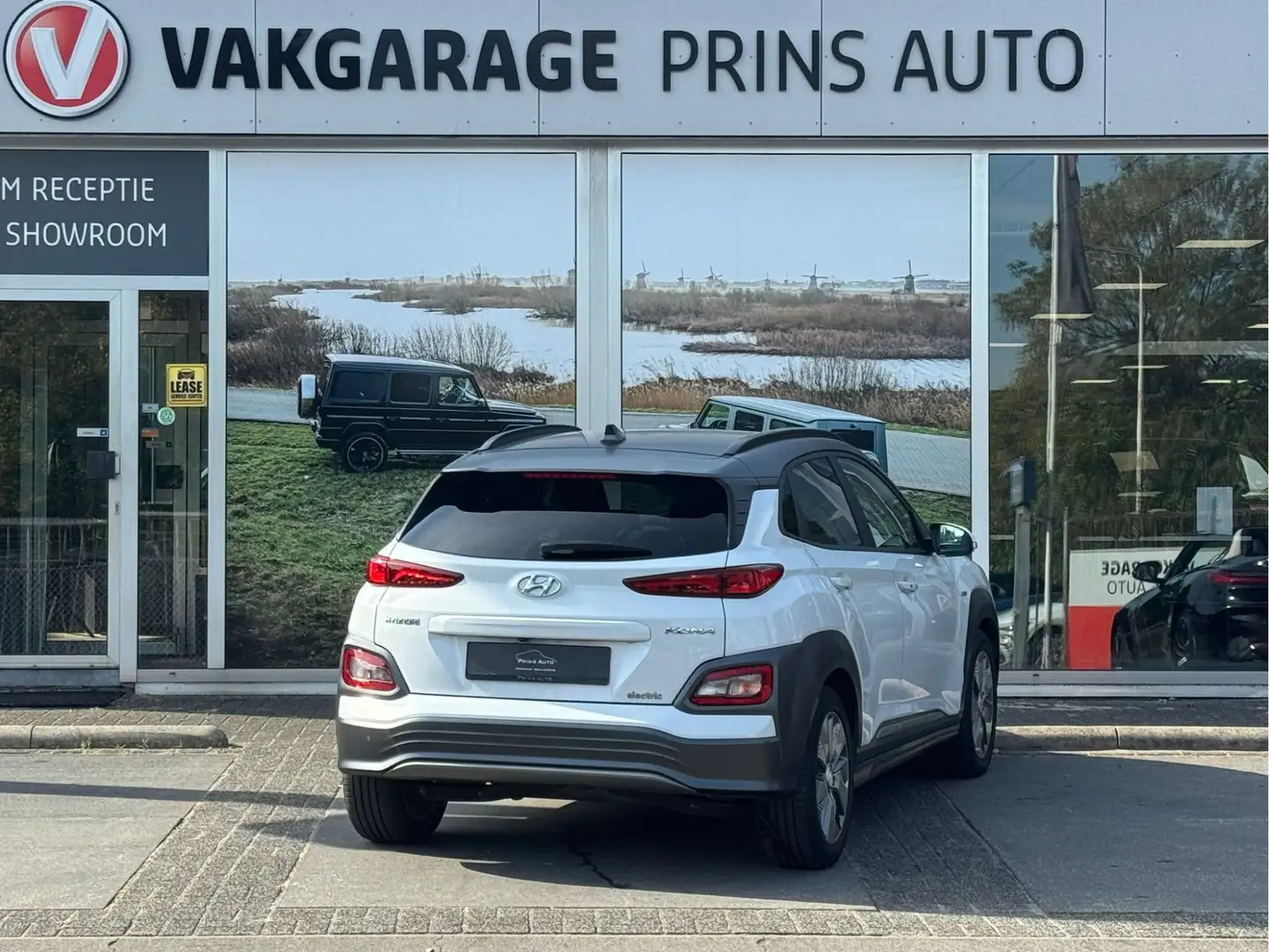 Hyundai KONA EV Premium 64 kWh |LEDER|HEAD-UP|NAVI|STOELVW|ADAP Blanc - 2