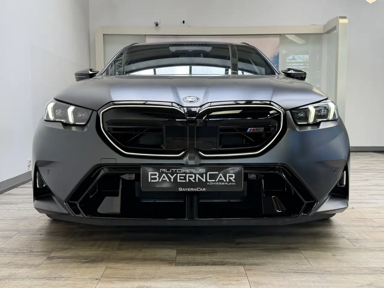 BMW M5 To. AHK Sitzlüftung B&W ACC 360° Driver, миниатюра 2