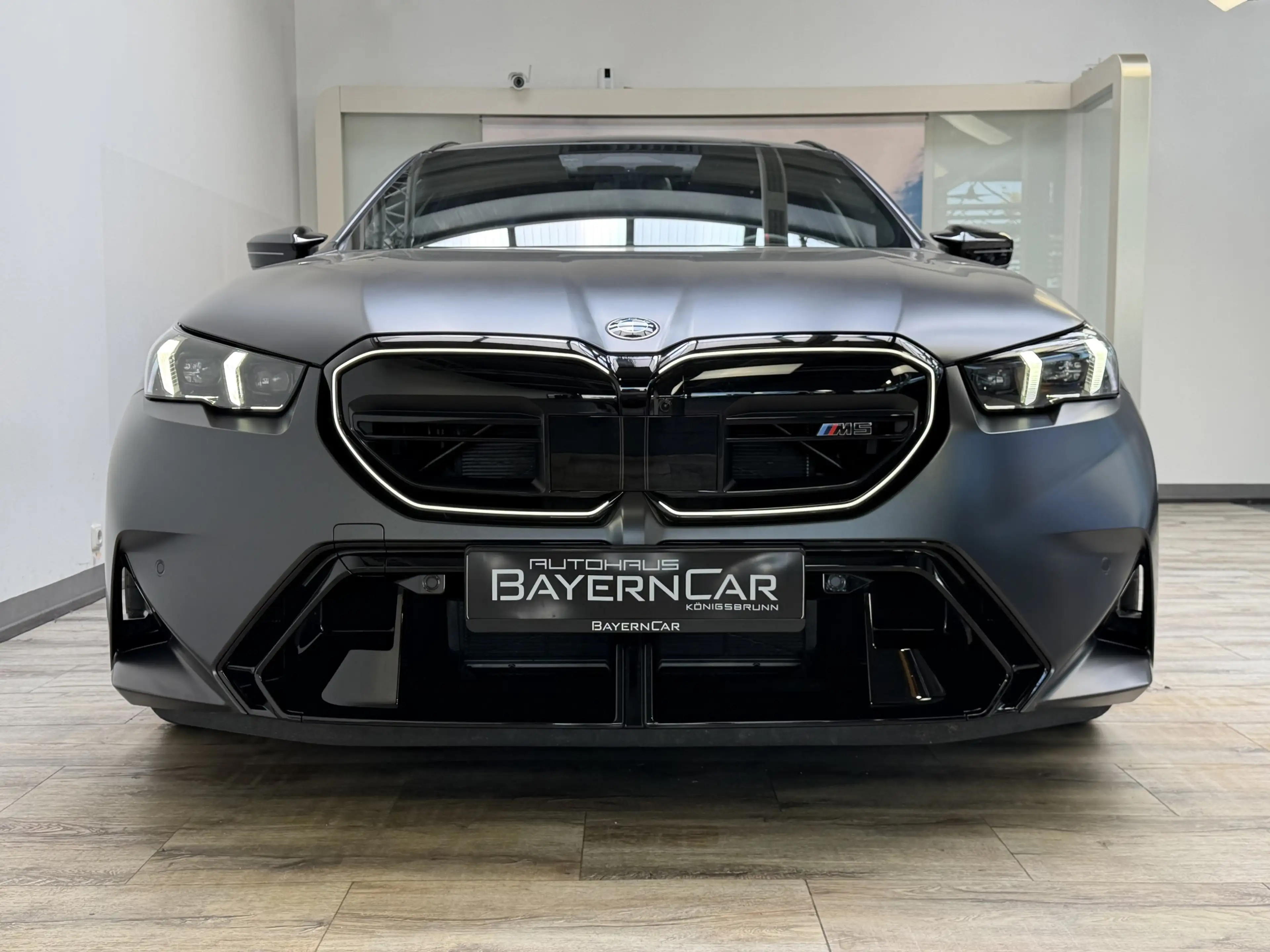 BMW M5 To. AHK Sitzlüftung B&W ACC 360° Driver — photo 2