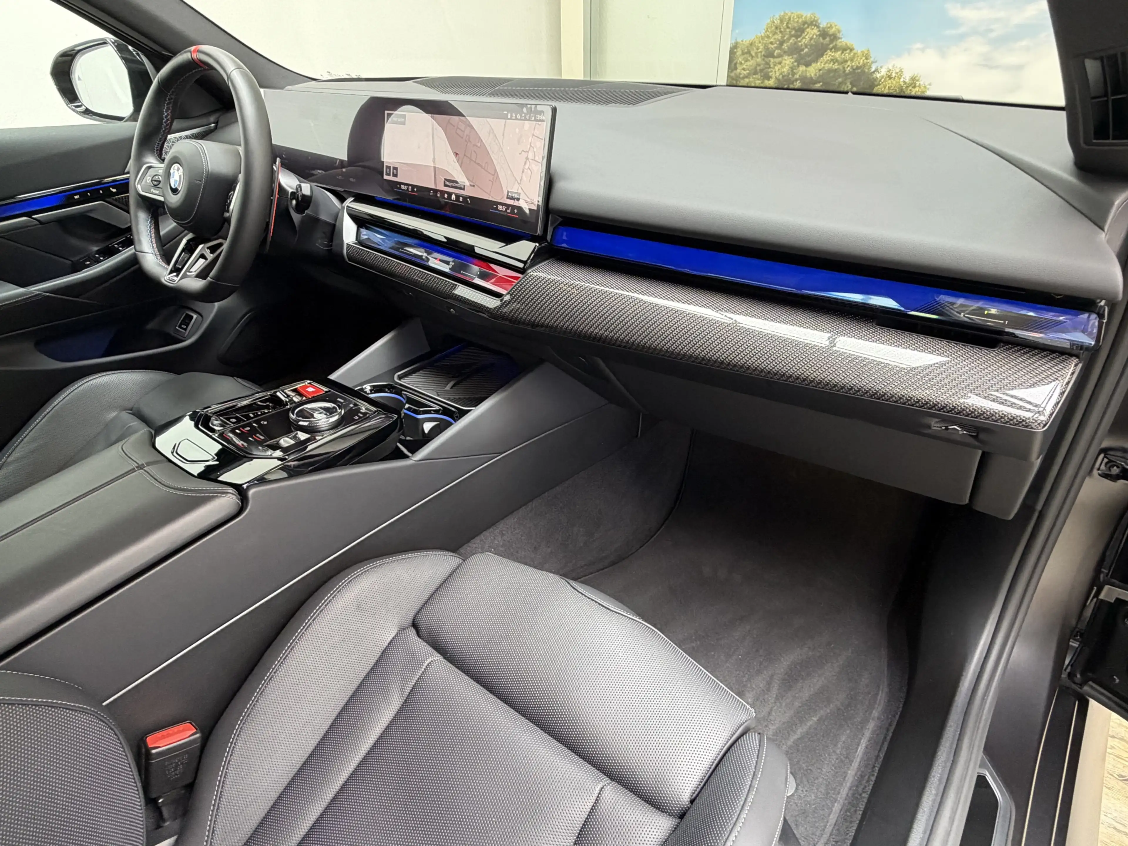 BMW M5 To. AHK Sitzlüftung B&W ACC 360° Driver — photo 35