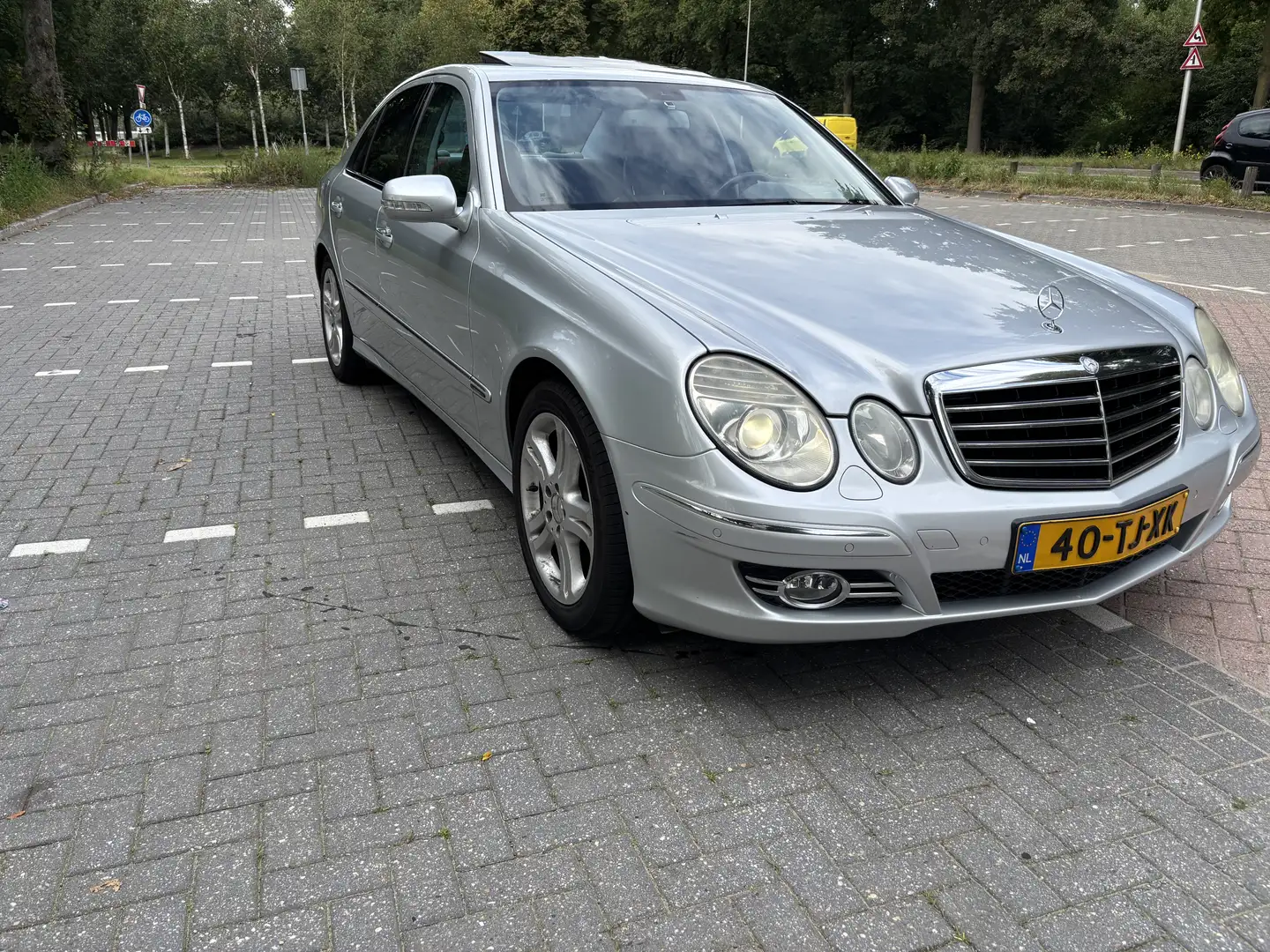 Mercedes-Benz E 350 Avantgarde Grigio - 1