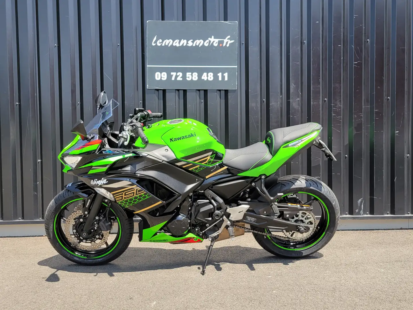 Kawasaki Ninja 650 - 2