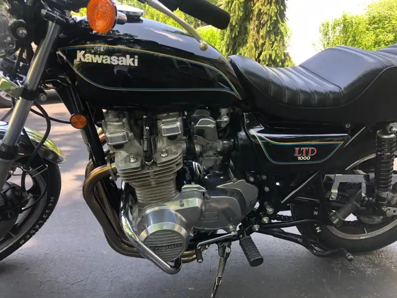 Kawasaki KZ 750 - foto 7