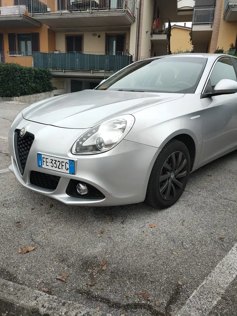 Alfa Romeo Giulietta 1.6 jtdm Distinctive E5+ - 2