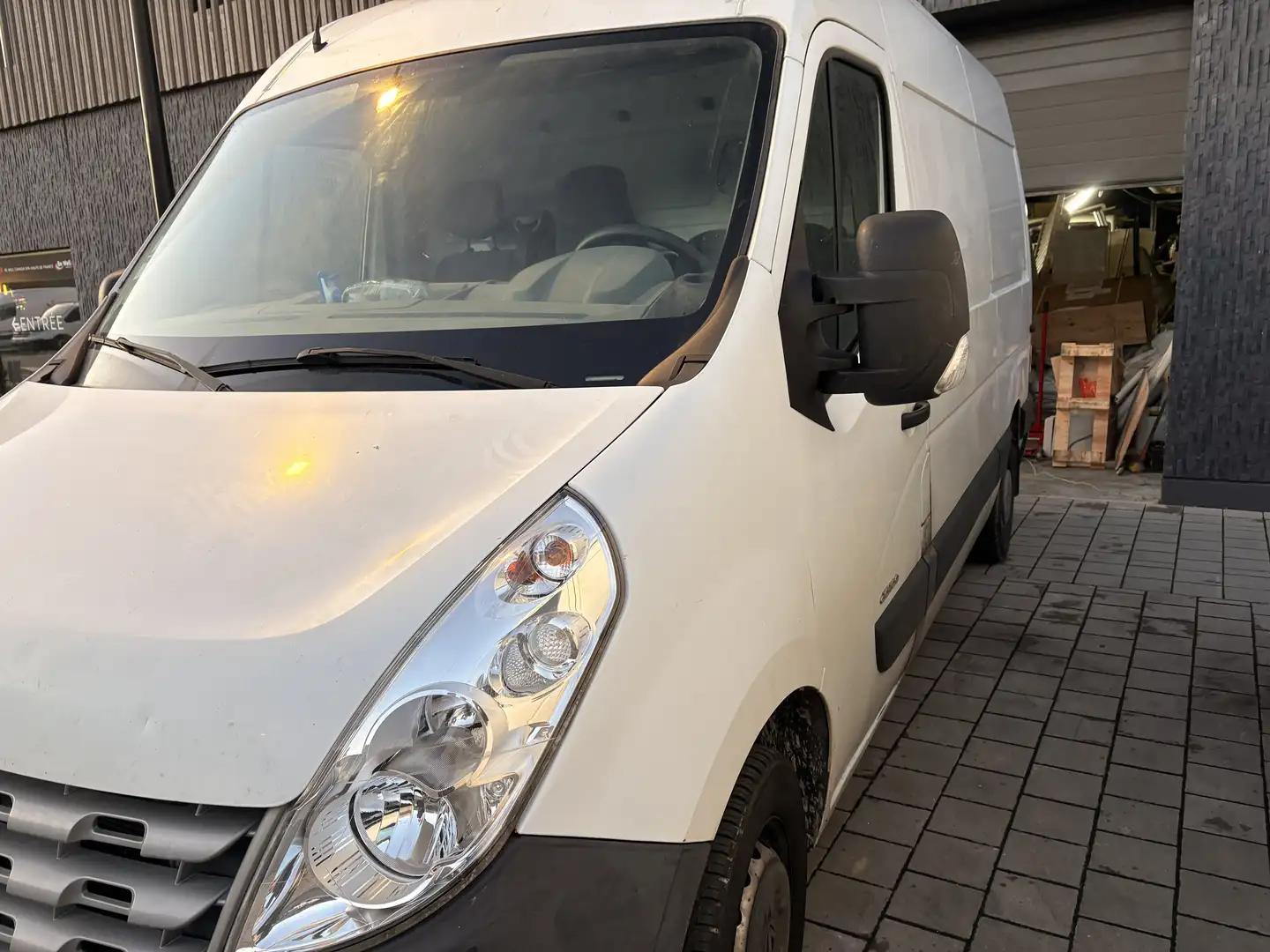 Renault Master CA L2H2 3.5t 2.3 dCi 100 E5 CONFORT - 1