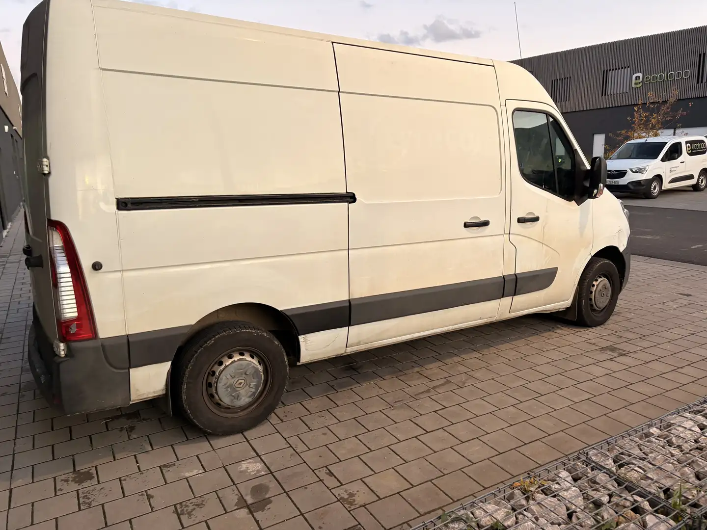 Renault Master CA L2H2 3.5t 2.3 dCi 100 E5 CONFORT - 2