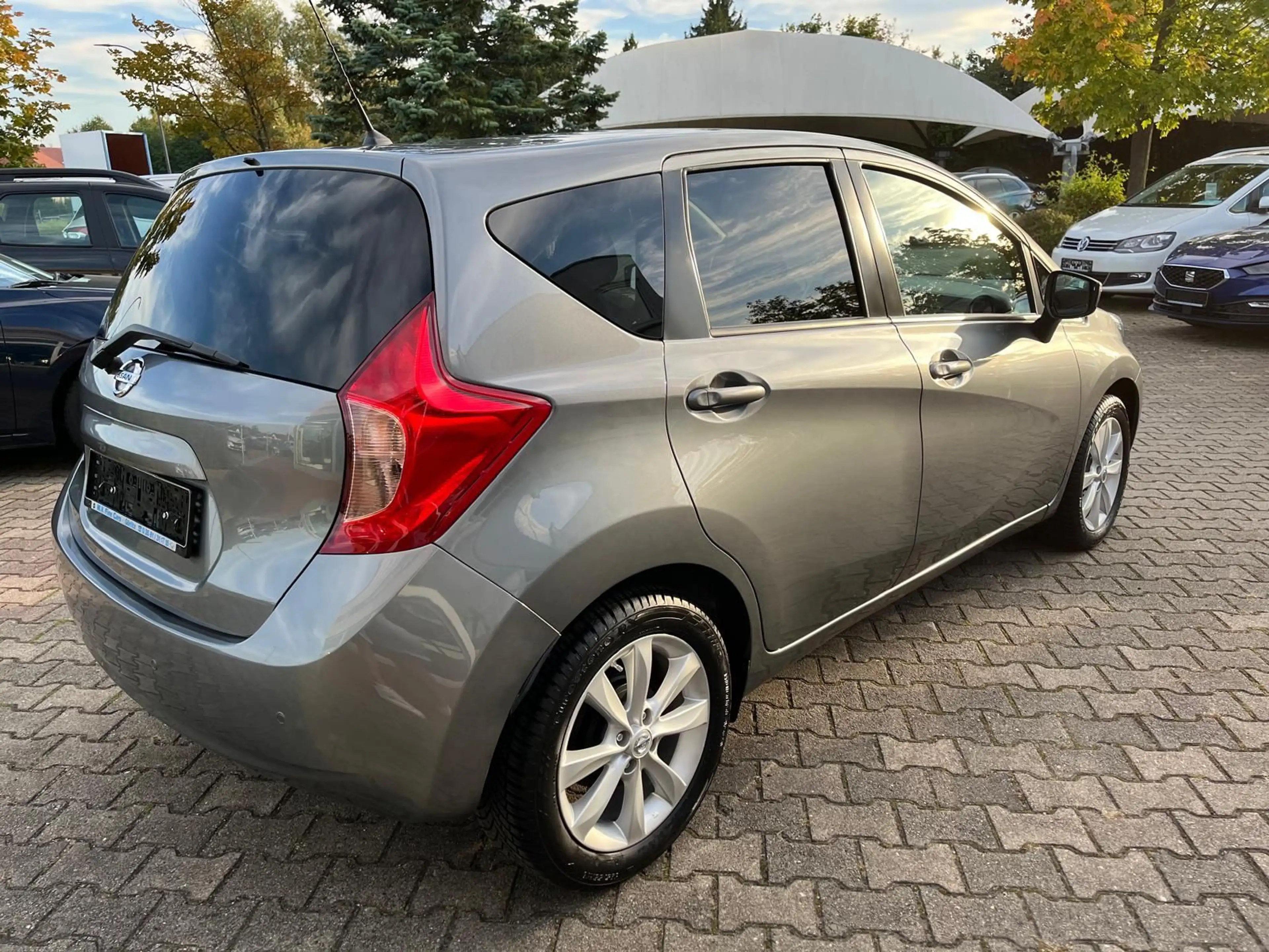 Nissan Note Acenta *ERST 17Tkm*Automatik* — photo 4