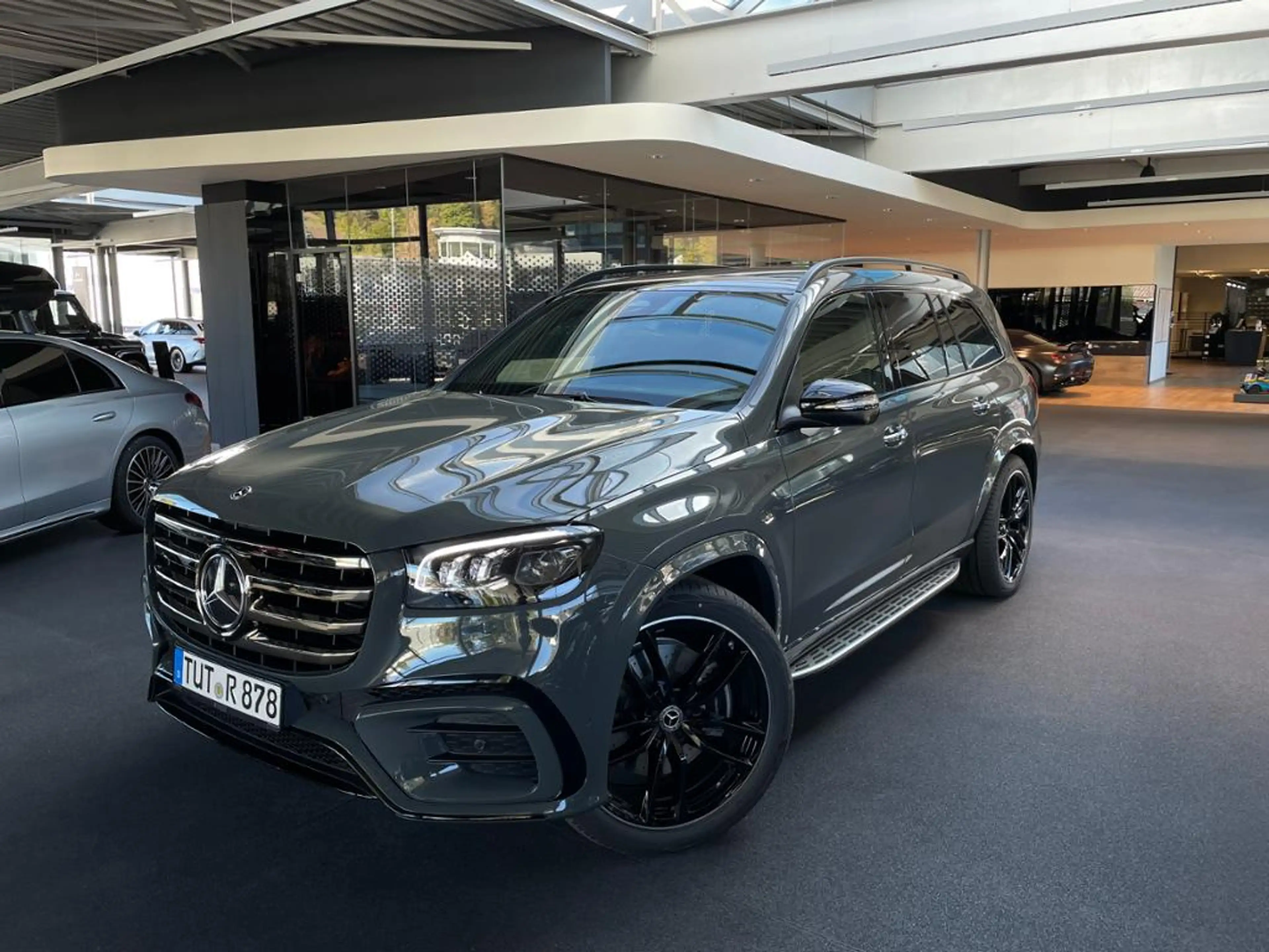 Mercedes-Benz GLS 450 d 4M AMG+AHK+23"+STD-HZG+NIGHT+360°+HUD+ — photo 2