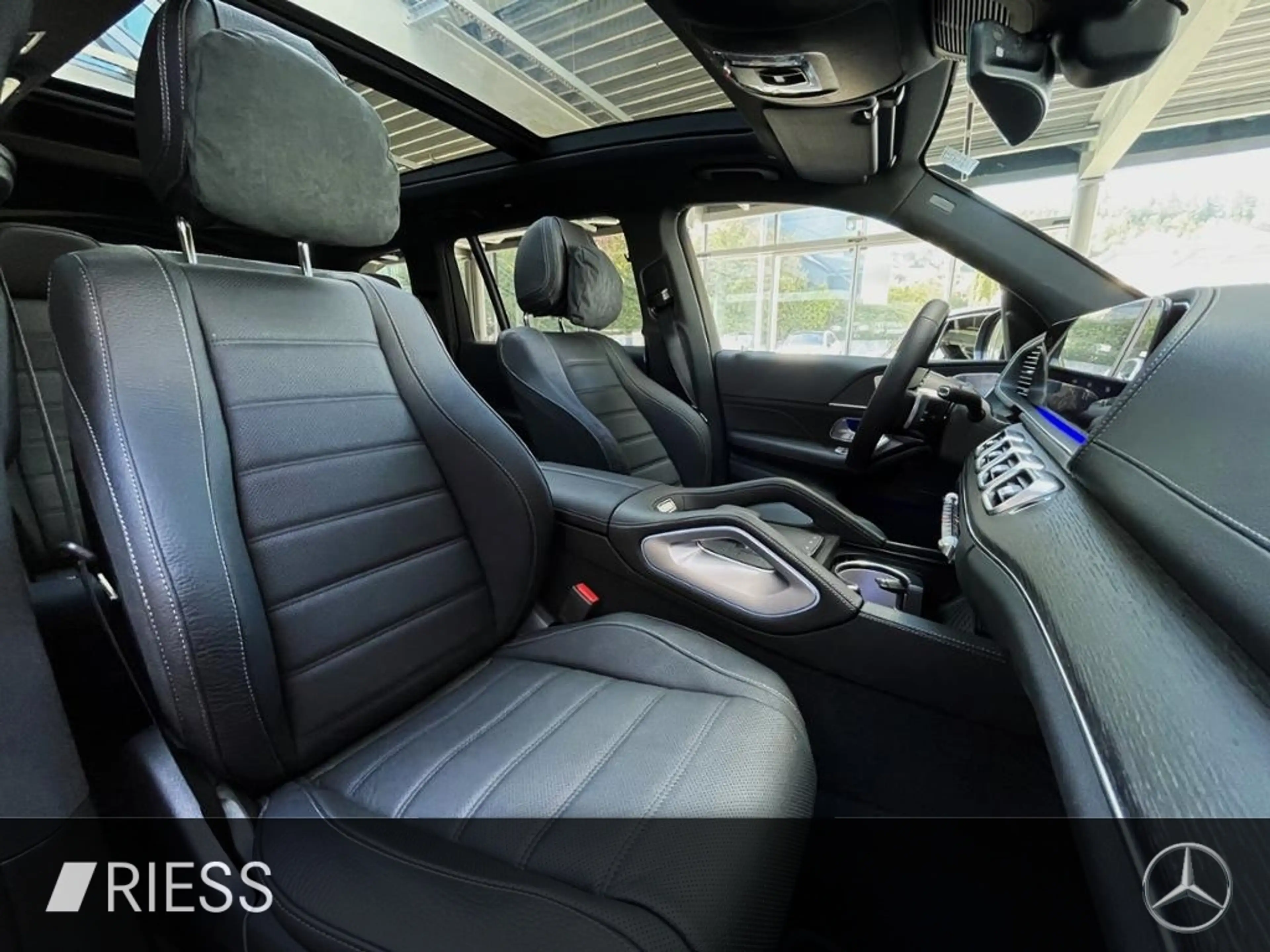 Mercedes-Benz GLS 450 d 4M AMG+AHK+23"+STD-HZG+NIGHT+360°+HUD+ — photo 11