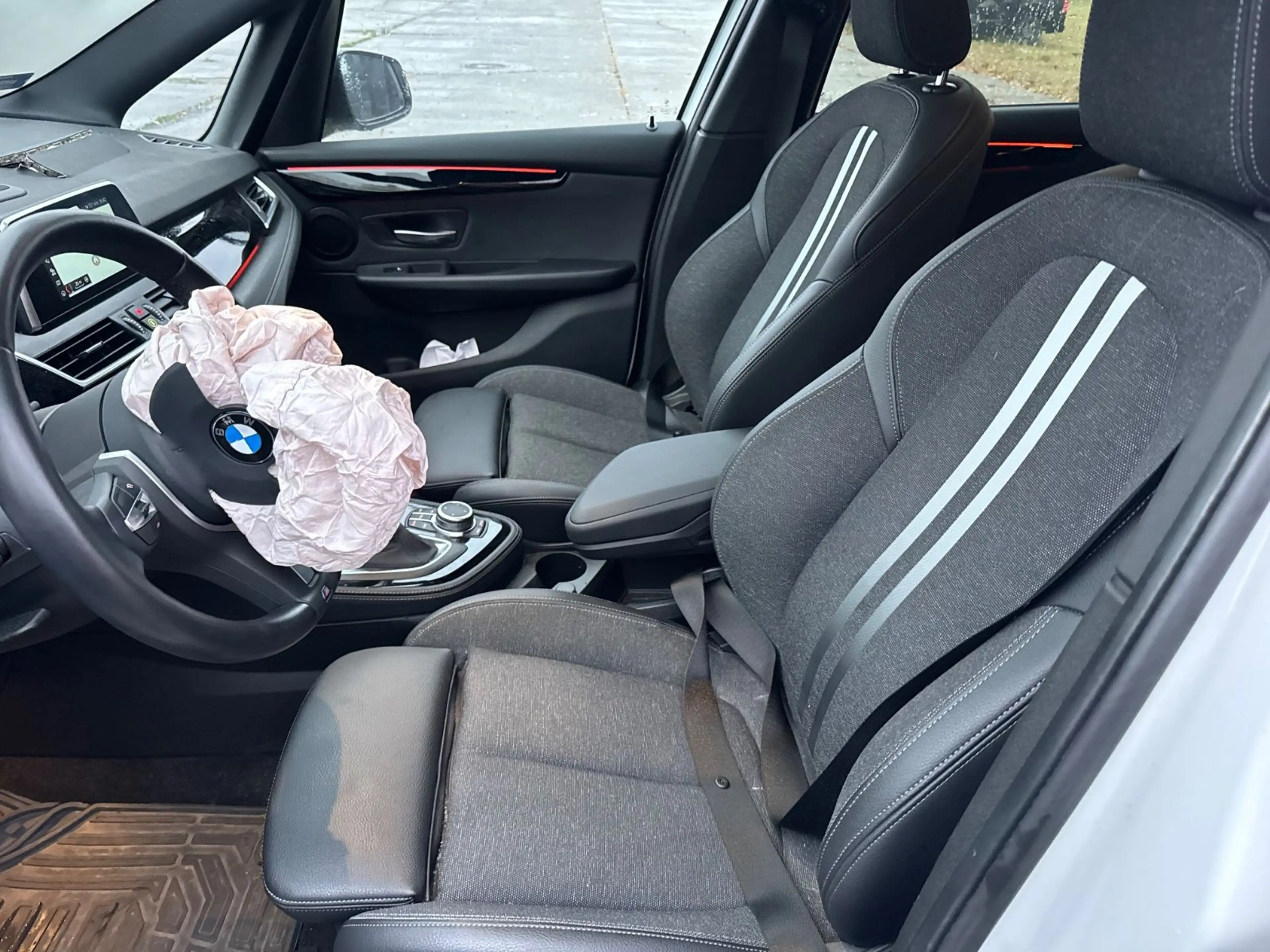 BMW 218 M Sport — photo 13