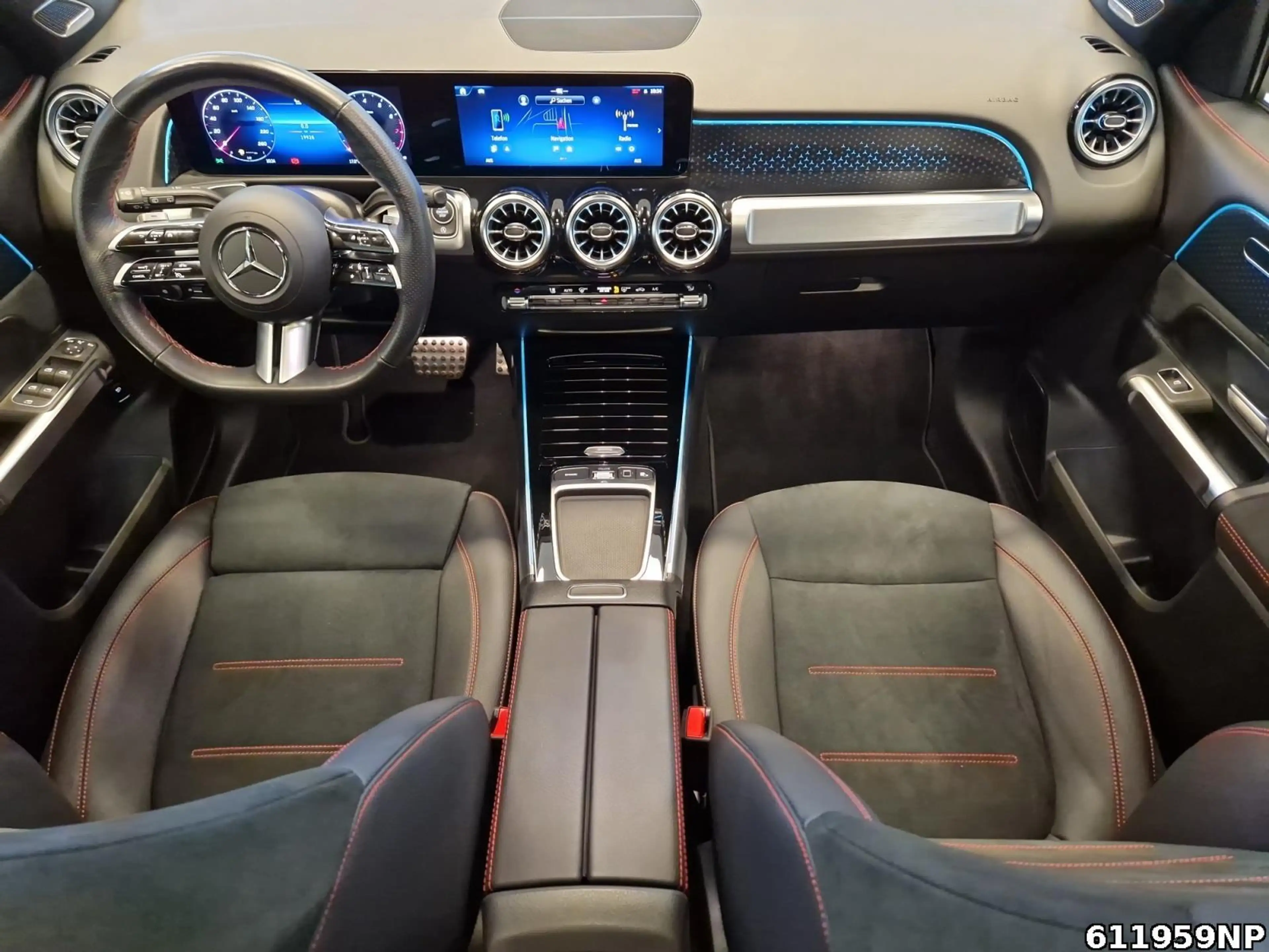Mercedes-Benz GLB 250 4M AMG Burmester Pano AHK 7-Sitzer Night — photo 8