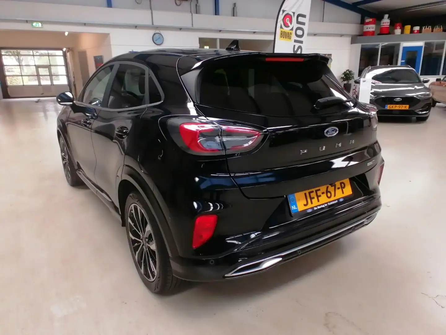 Ford Puma 125pk hybr. ST-Line Vignale Zwart - 2