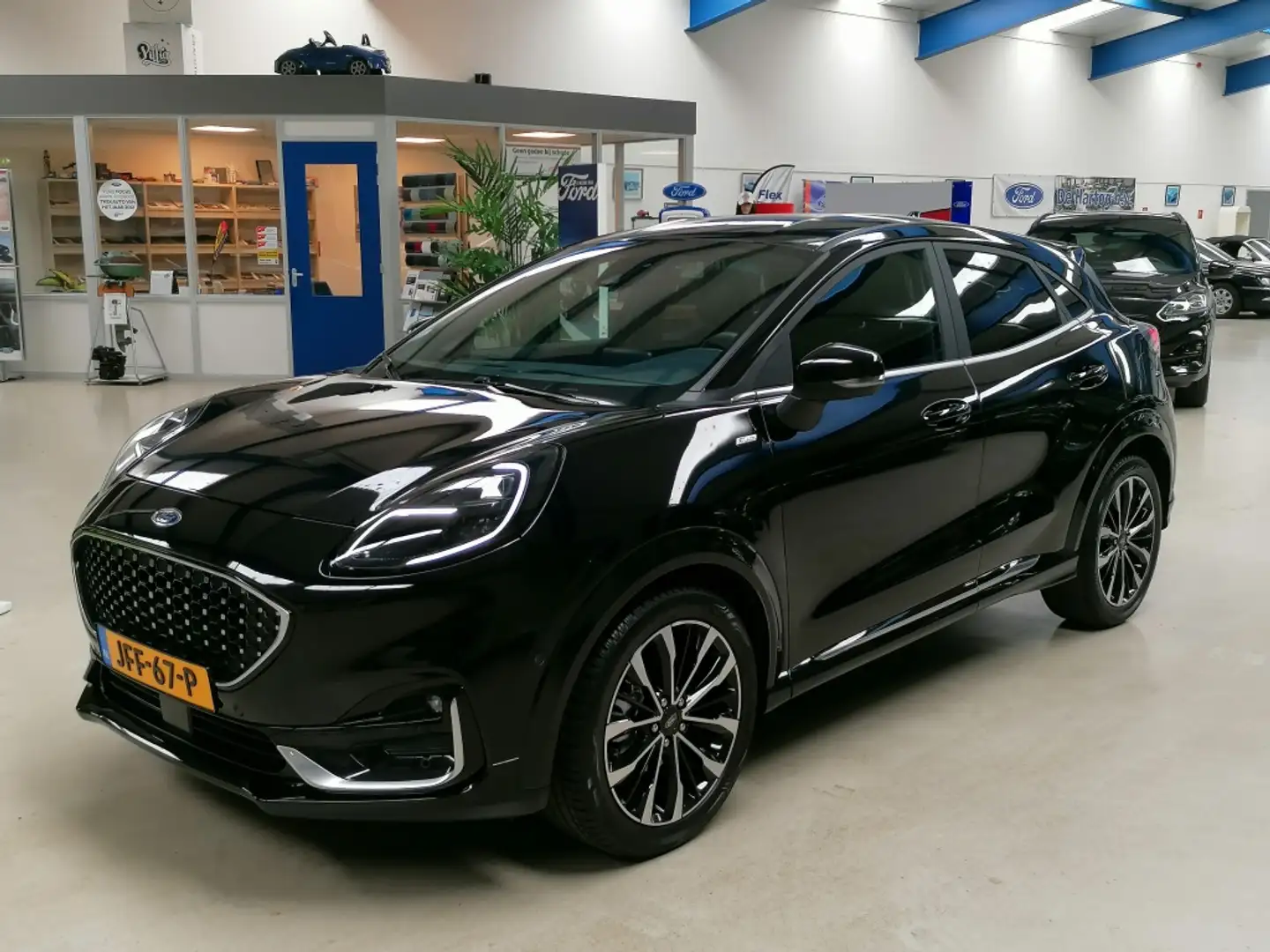 Ford Puma 125pk hybr. ST-Line Vignale Zwart - 1