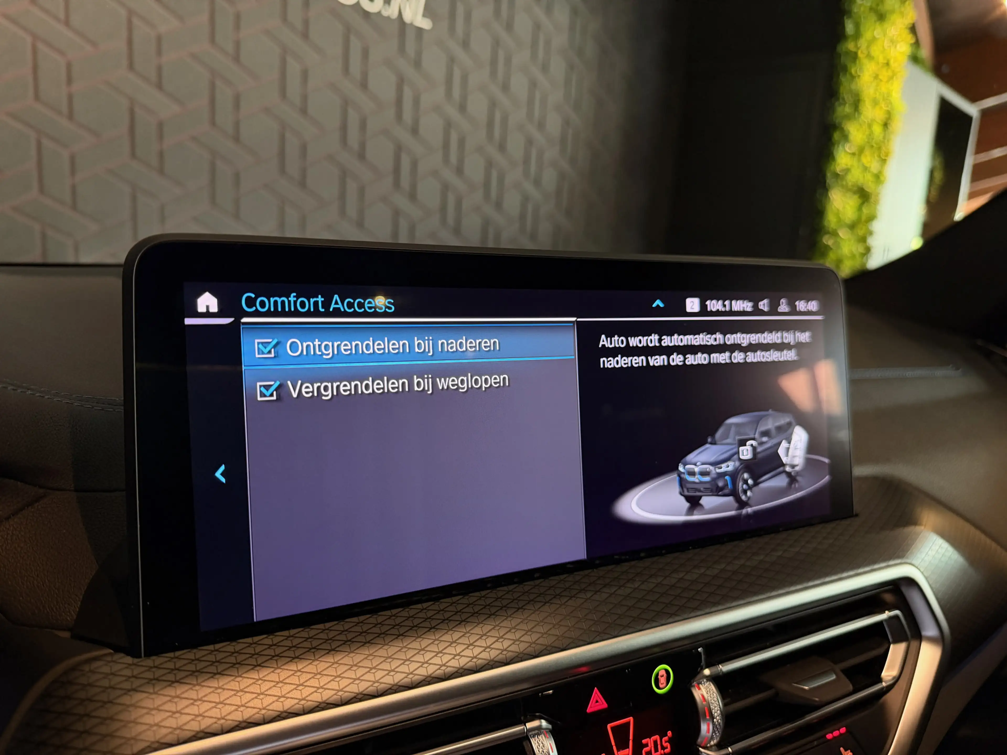 BMW iX3 High Exe 80 kWh | M-sport | Pano | Laser — photo 27