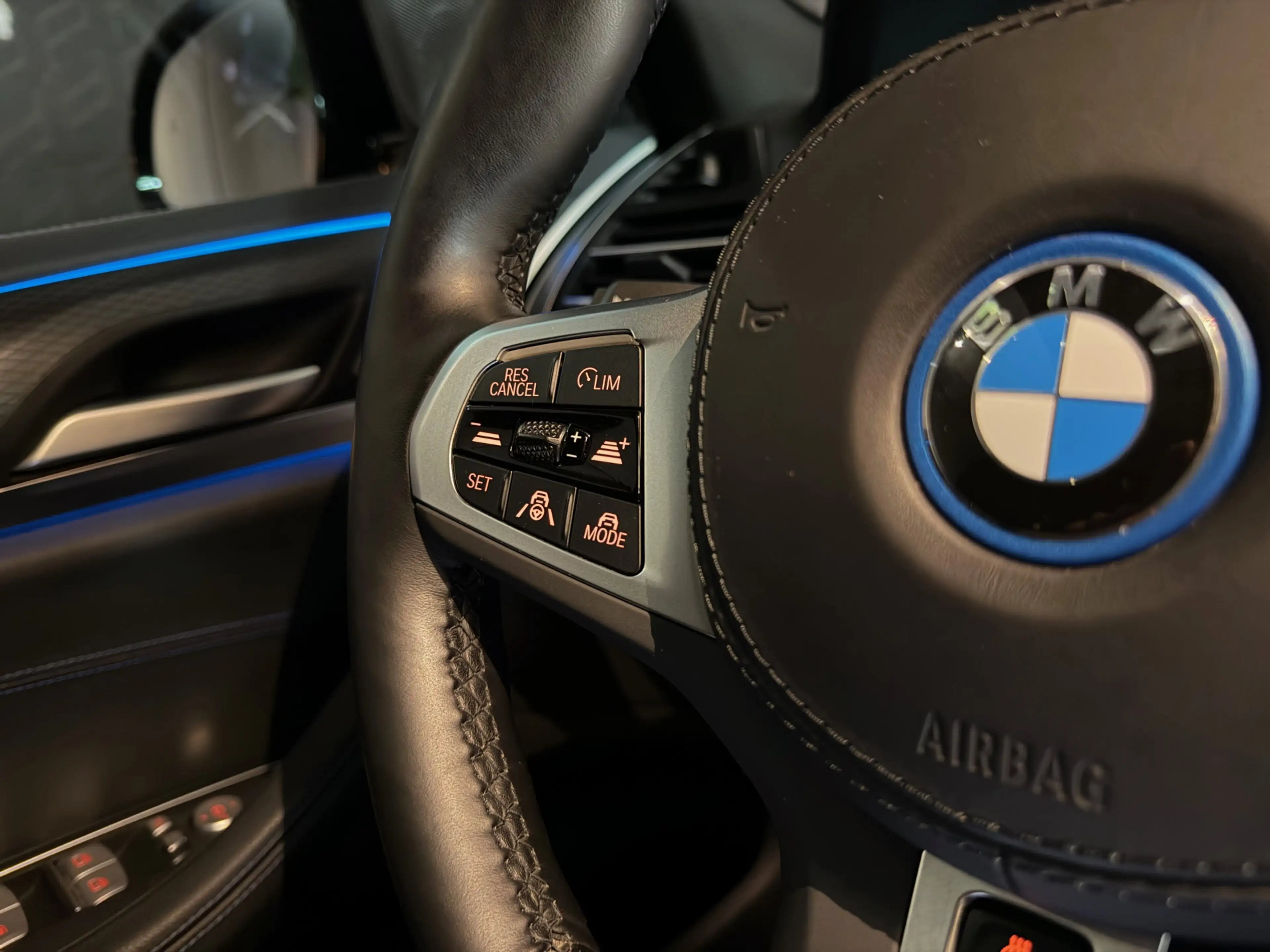 BMW iX3 High Exe 80 kWh | M-sport | Pano | Laser — photo 18