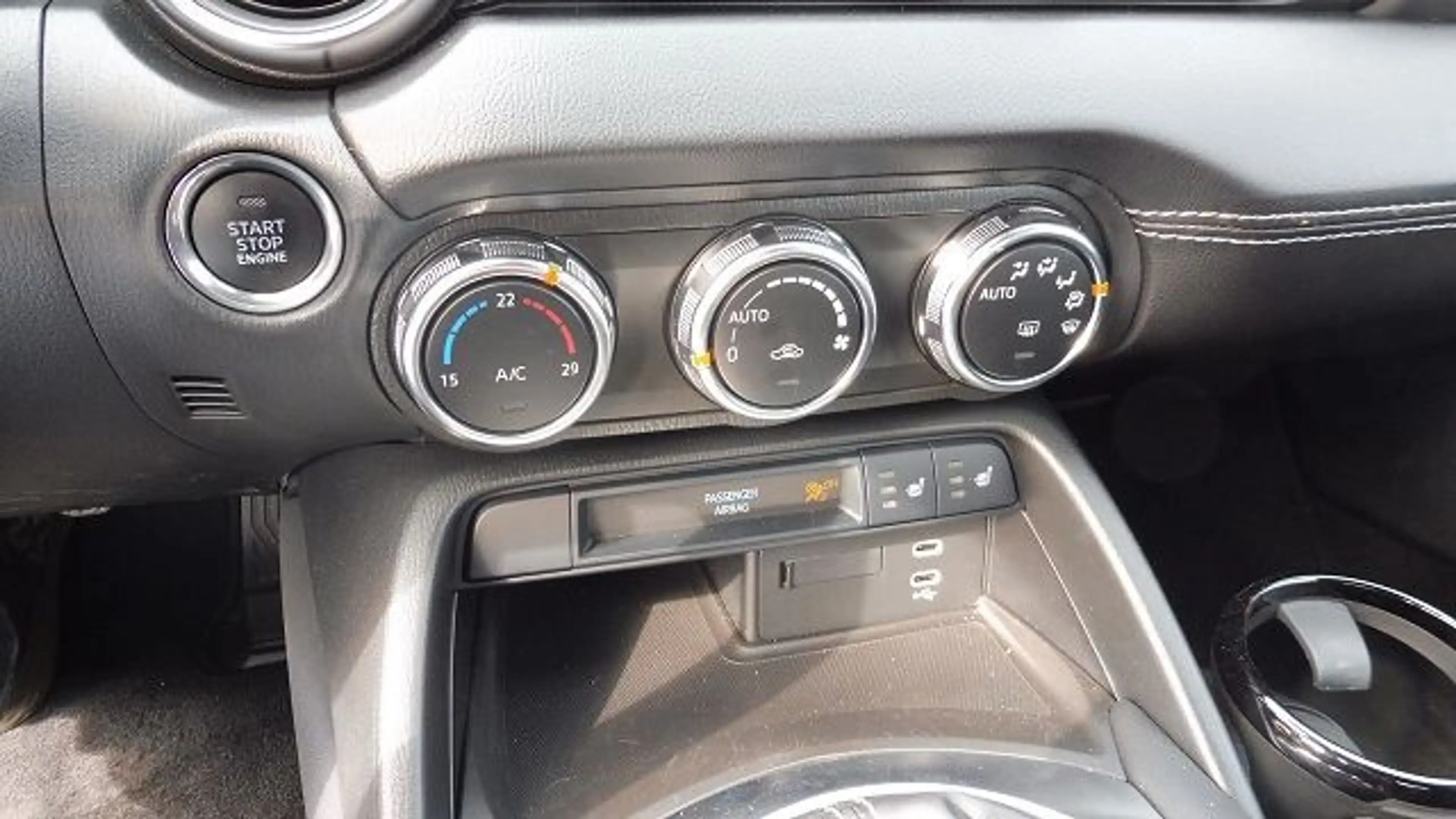 Mazda MX-5 ST G132 Skyactiv Exclusive-Line — photo 14
