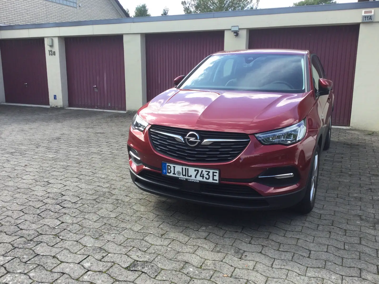 Opel Grandland X Plug-in-Hybrid 1.6 DI Start/Stop Aut Edition Rot - 2