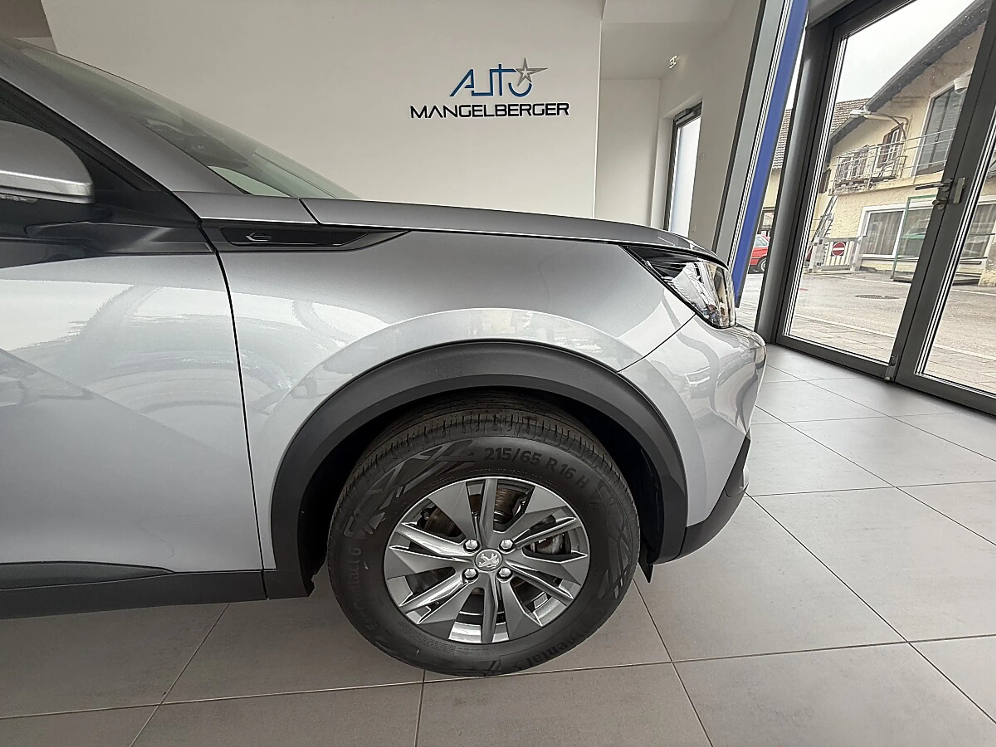 Peugeot e-2008 Active Pack — photo 7