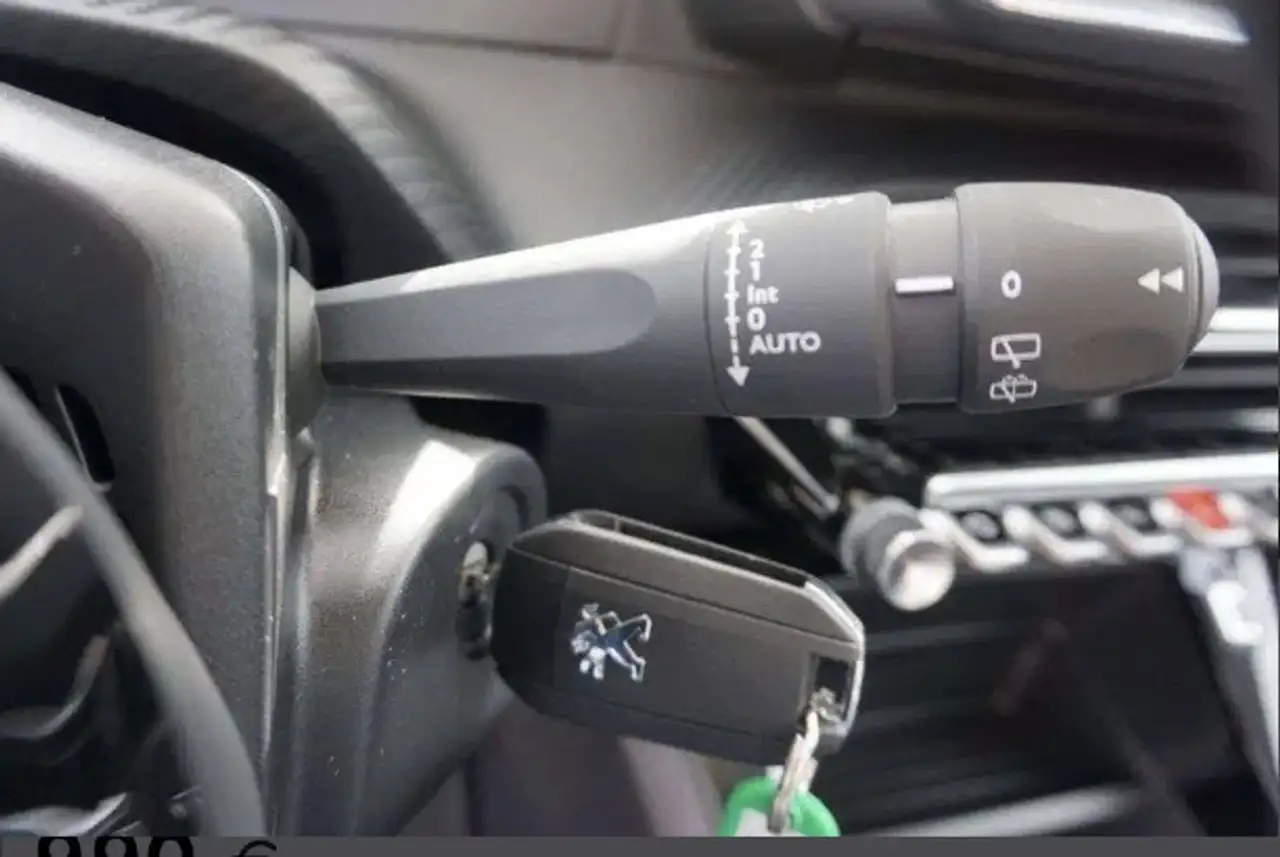 Peugeot 2008 2008 — photo 6