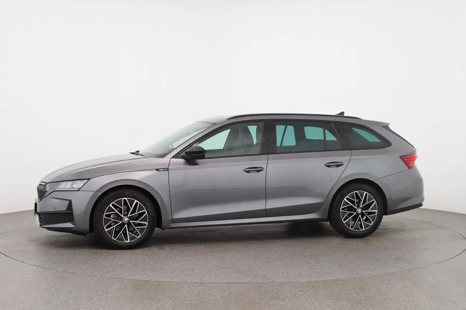 Skoda Octavia Sportline TDI DSG Grau - 2