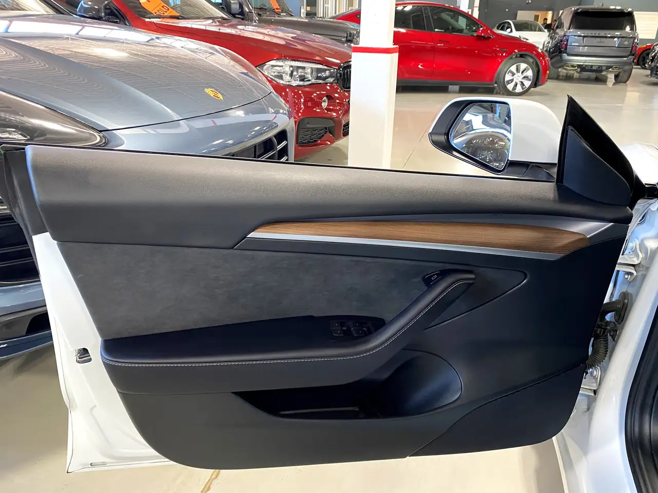 Tesla Model 3 fotografie Tesla Model 3