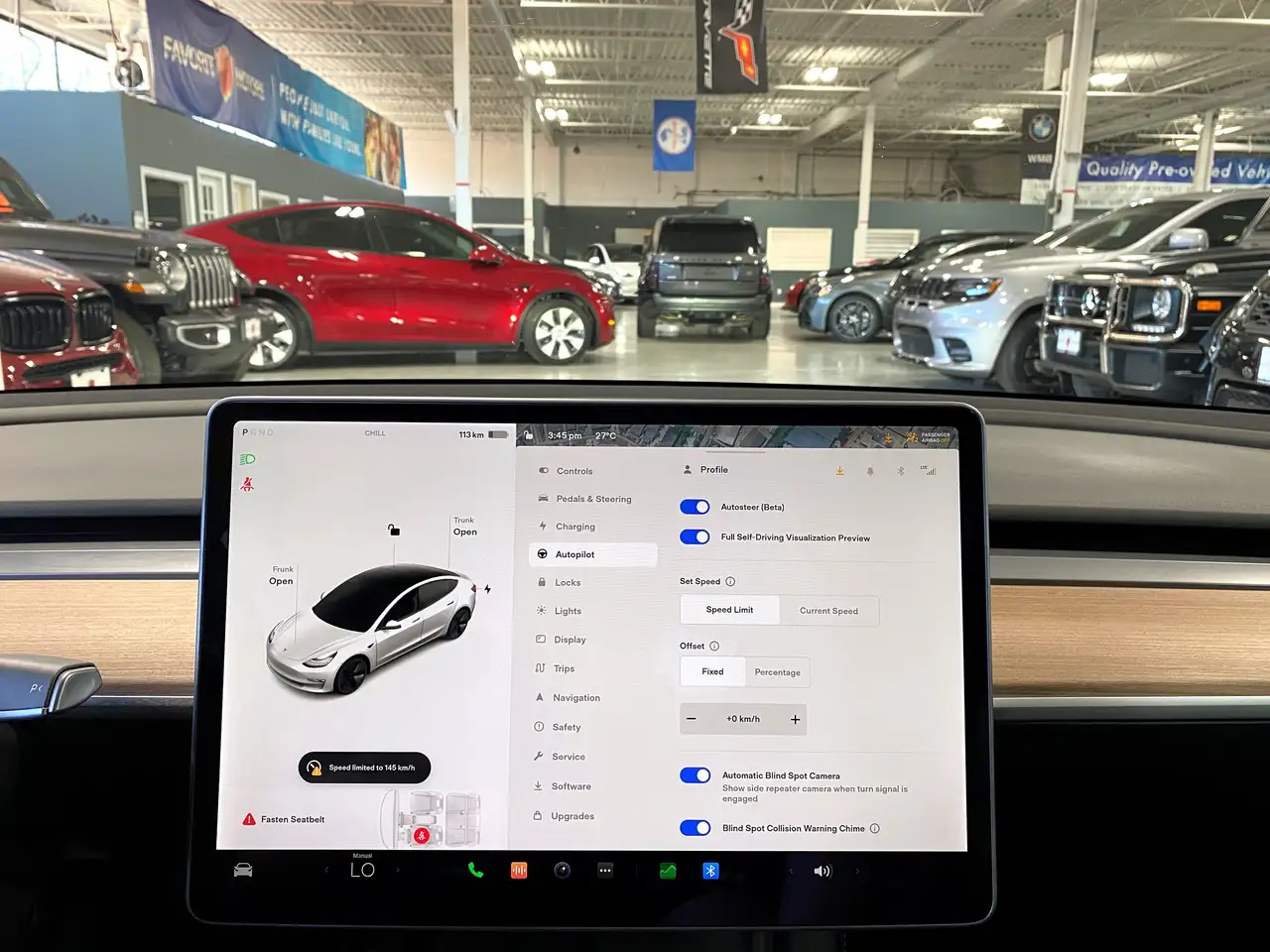 Tesla Model 3 fotografie Tesla Model 3