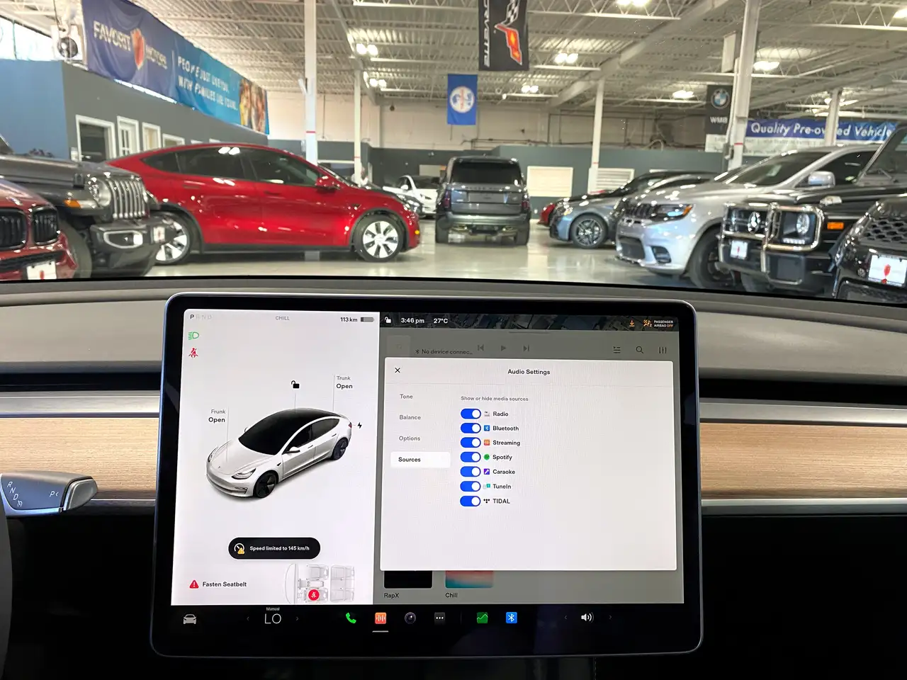 Tesla Model 3 fotografie Tesla Model 3