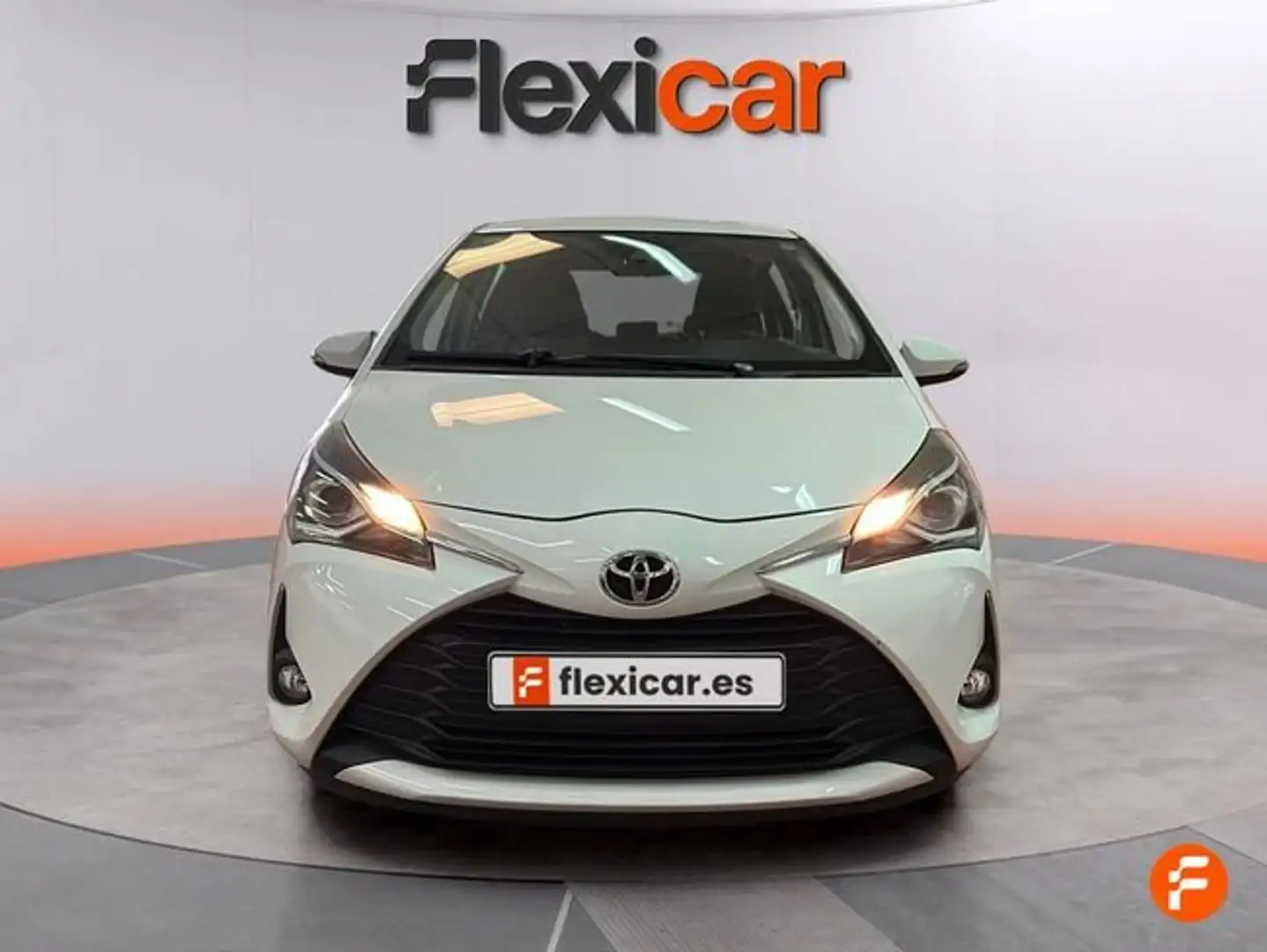Toyota Yaris 1.0 Business Blanco - 1