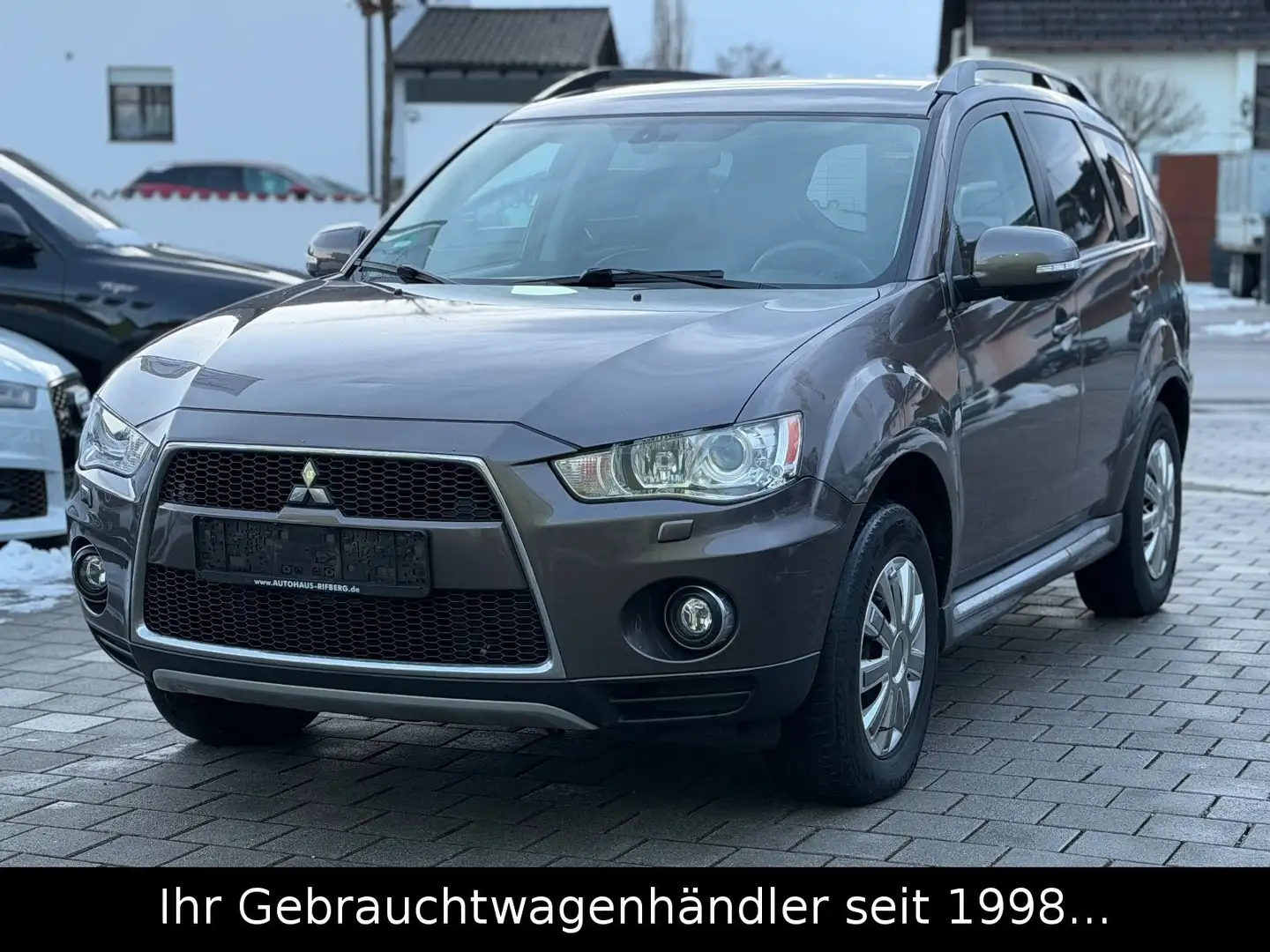 Mitsubishi Outlander 2.2 XTRA 4WD AUTOMATIK Braun - 1